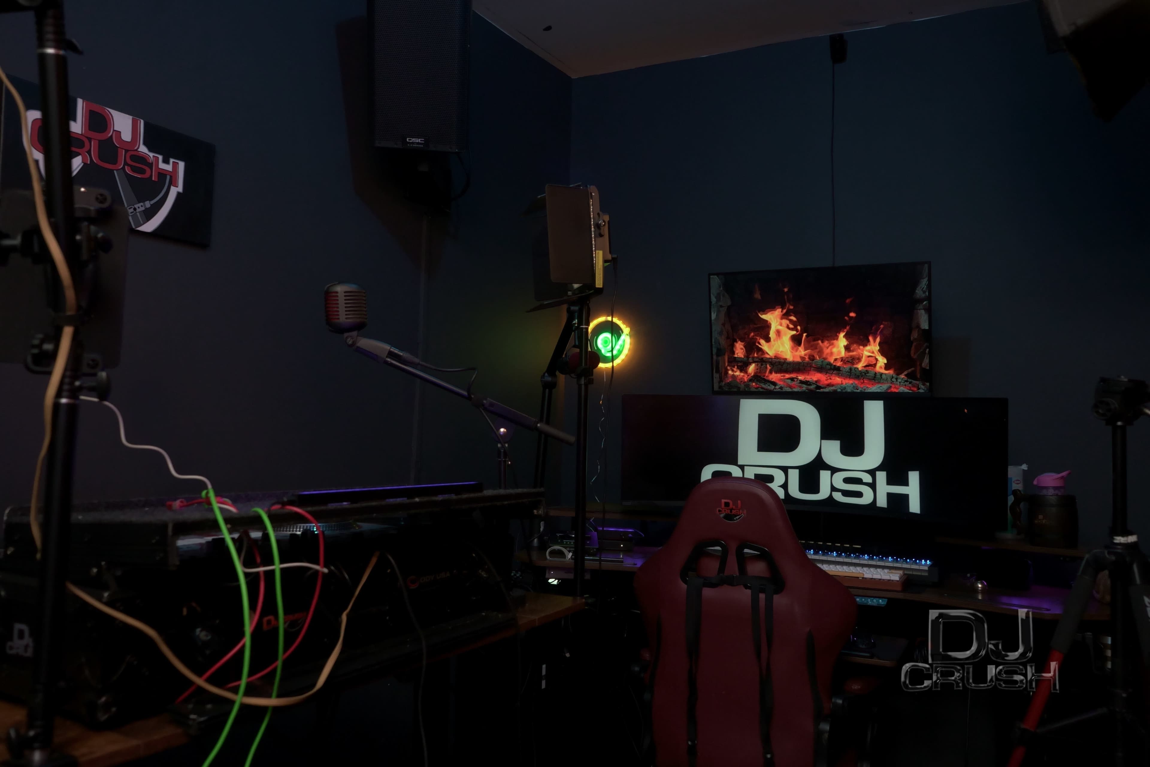 Cozy DJ/Recording Live Steam Booth In Williamsburg Image in East Williamsburg, Brooklyn, NY