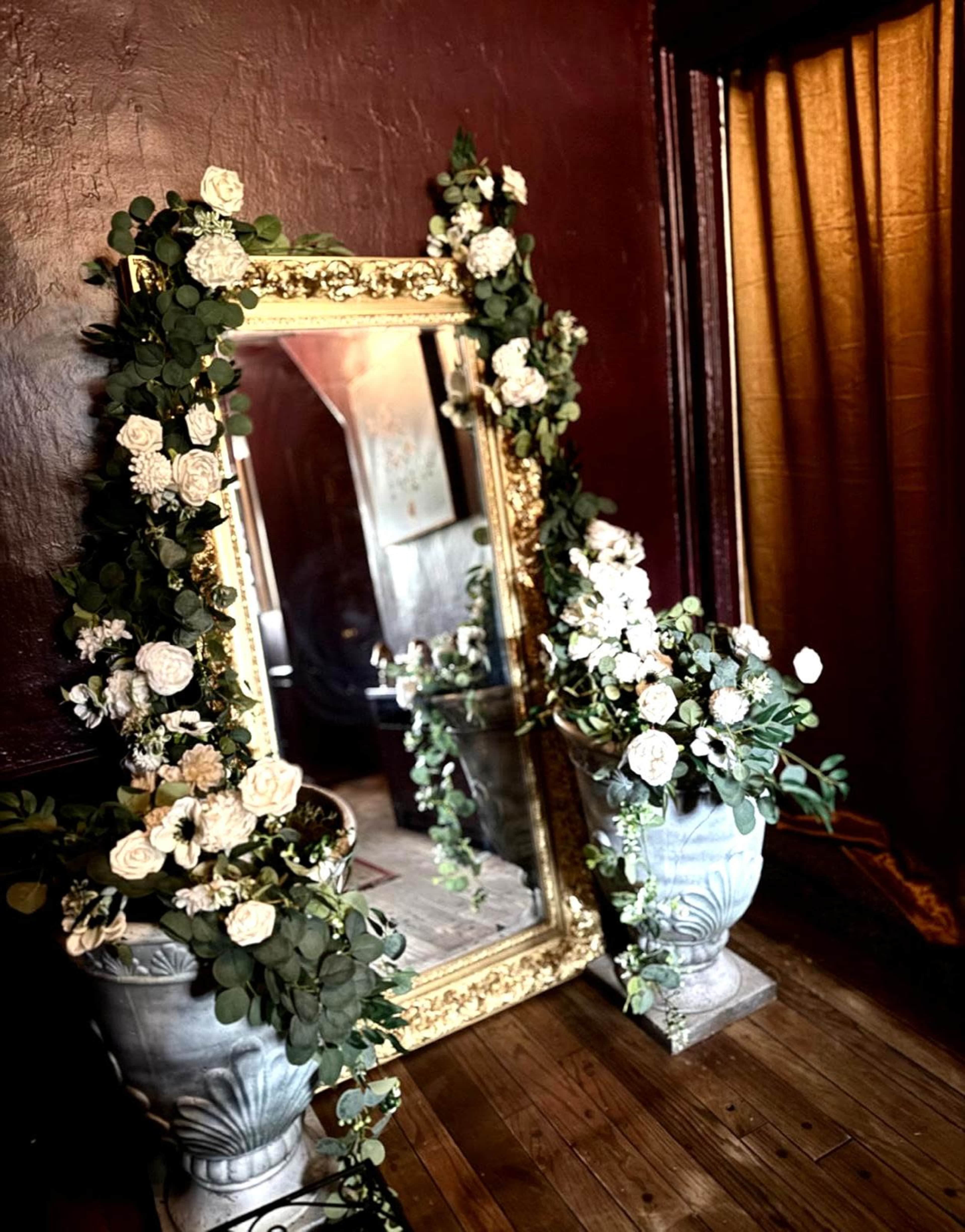 The Villa Farm: Rustic & Modern 23-Acre Secluded Retreat for Stays, Gatherings, Meetings, Photo & Video Shoots ( MESSAGE US FOR MORE INFO ) Image in Neshanic, Hillsborough, NJ