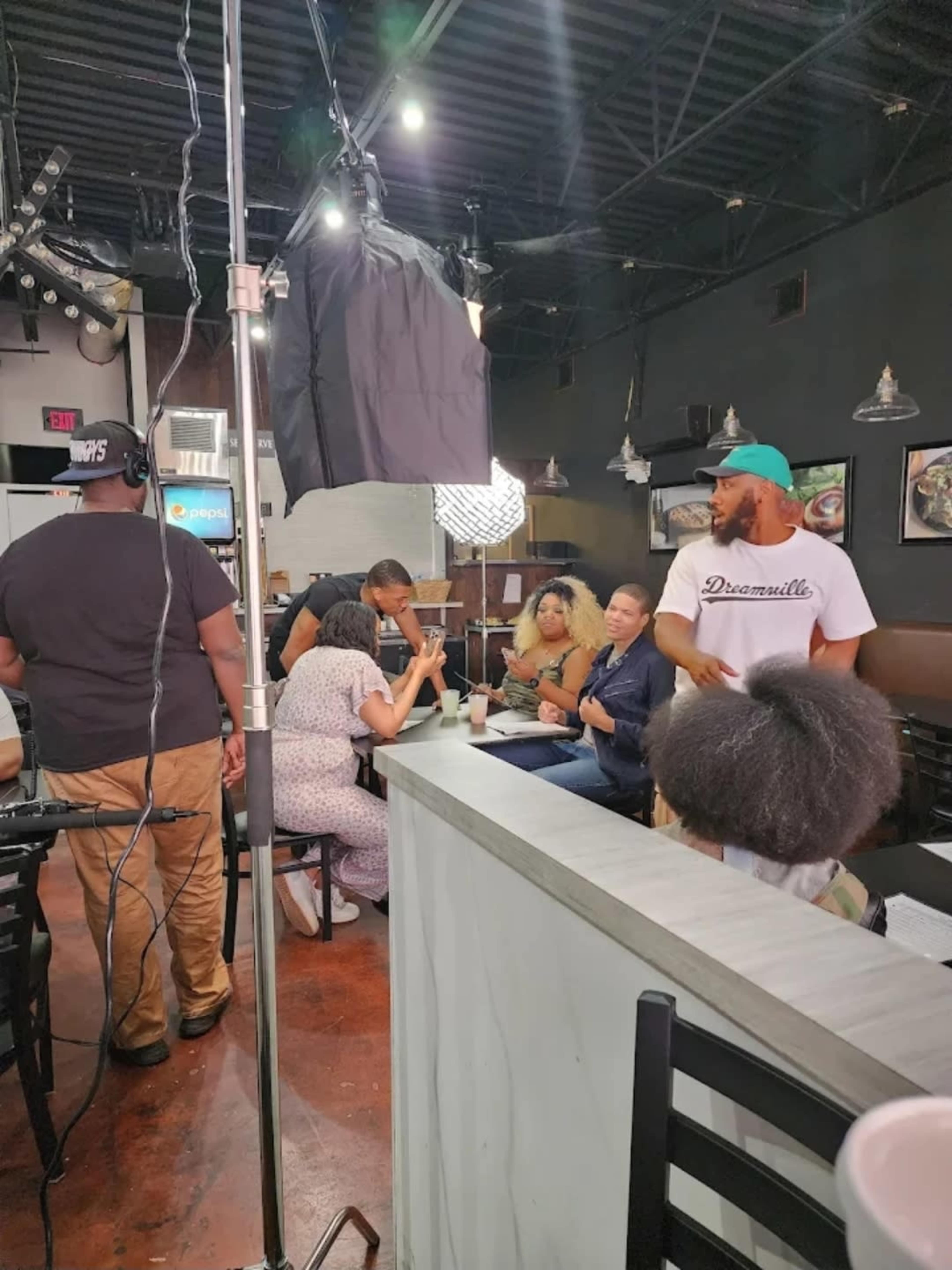 Bright, Flexible Space for Meetings, Classes & Filming! Image in Grand Prairie, Grand prairie, TX