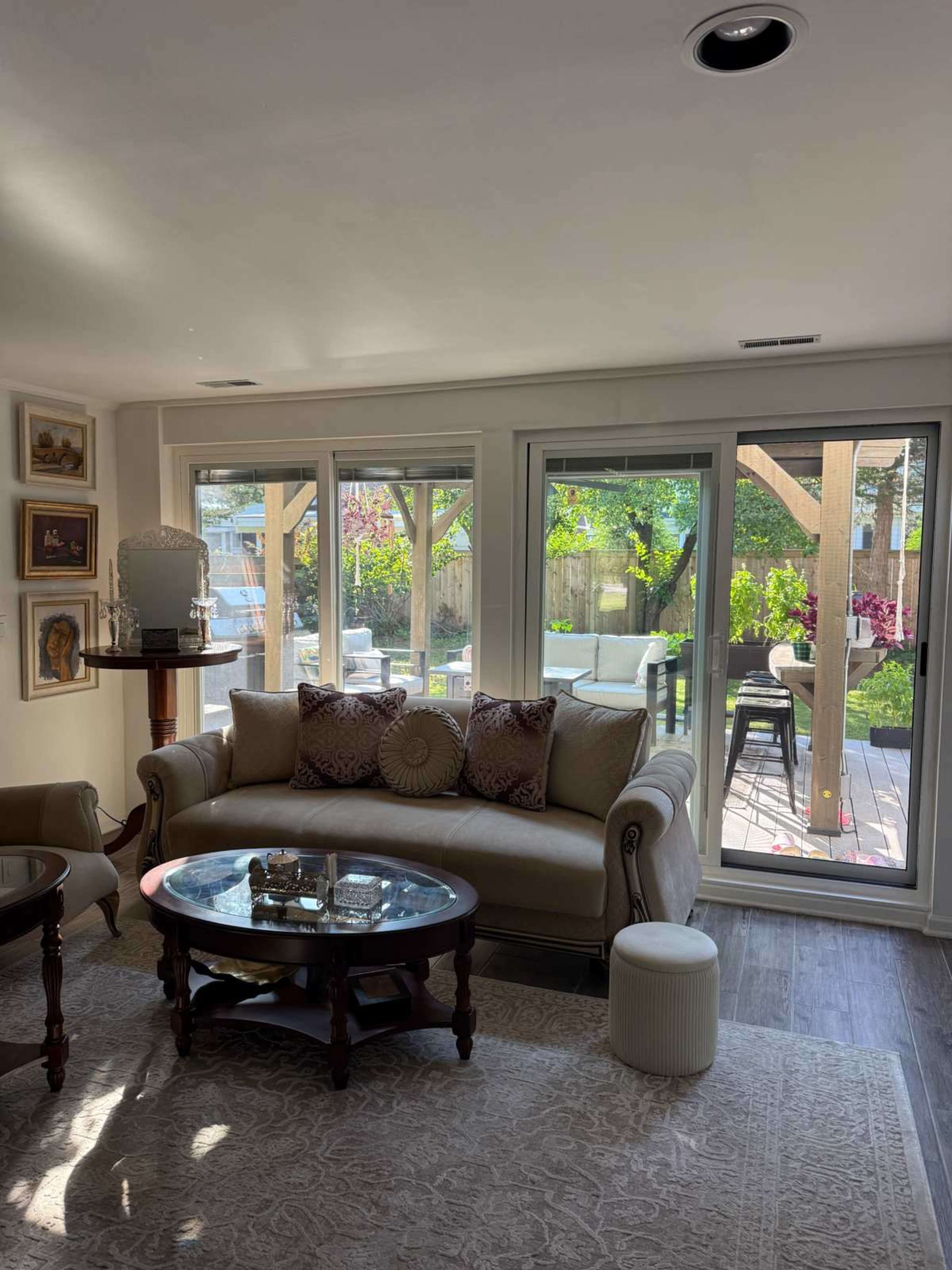 Charming Country Stay Surrounded by Jungle, Steps from a Lake Image in New Trier Township, northfield, IL