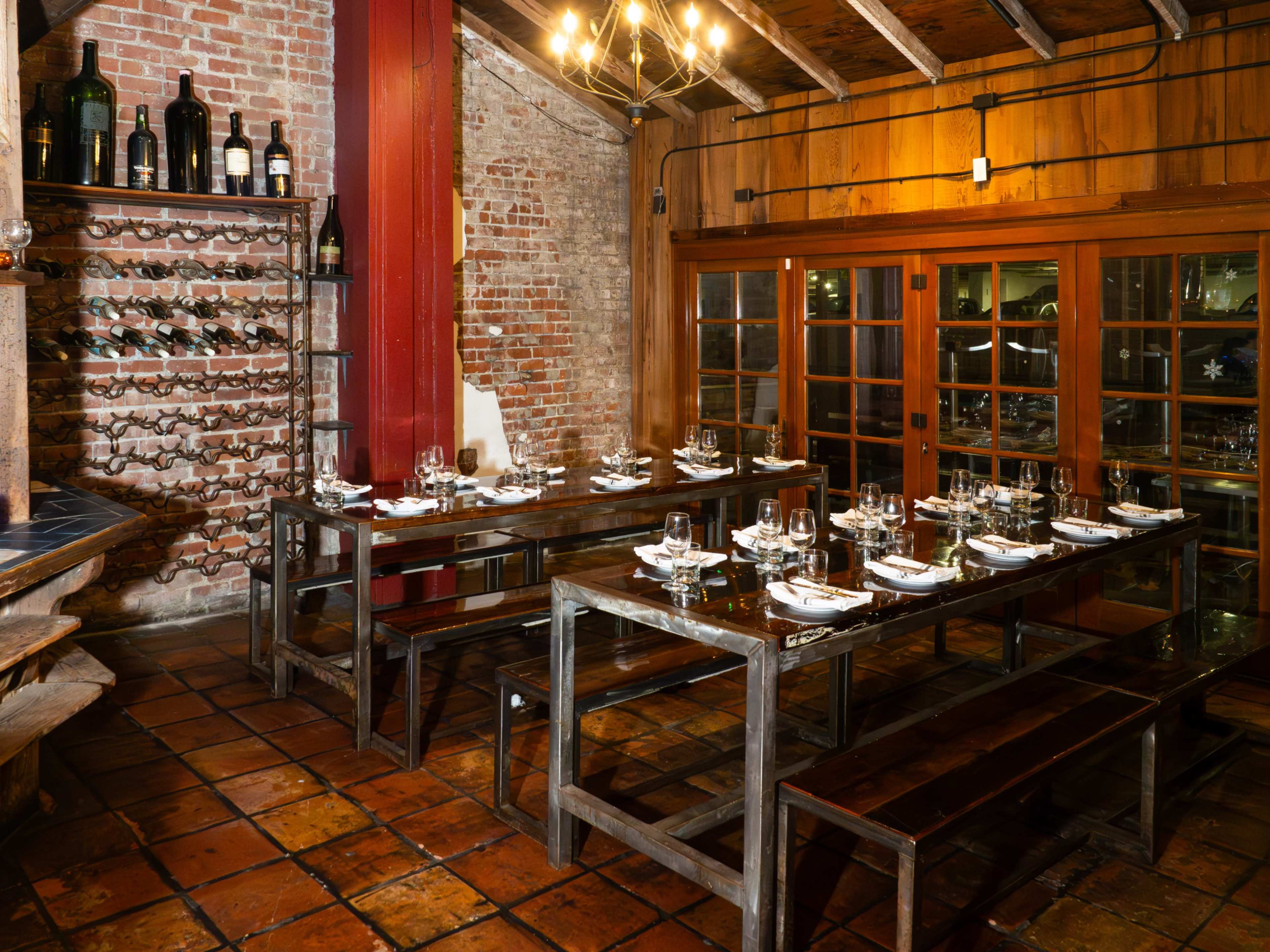 Rustic Gastropub Setting in the Heart of Downtown San Jose Image in Central San Jose, San JOse, CA