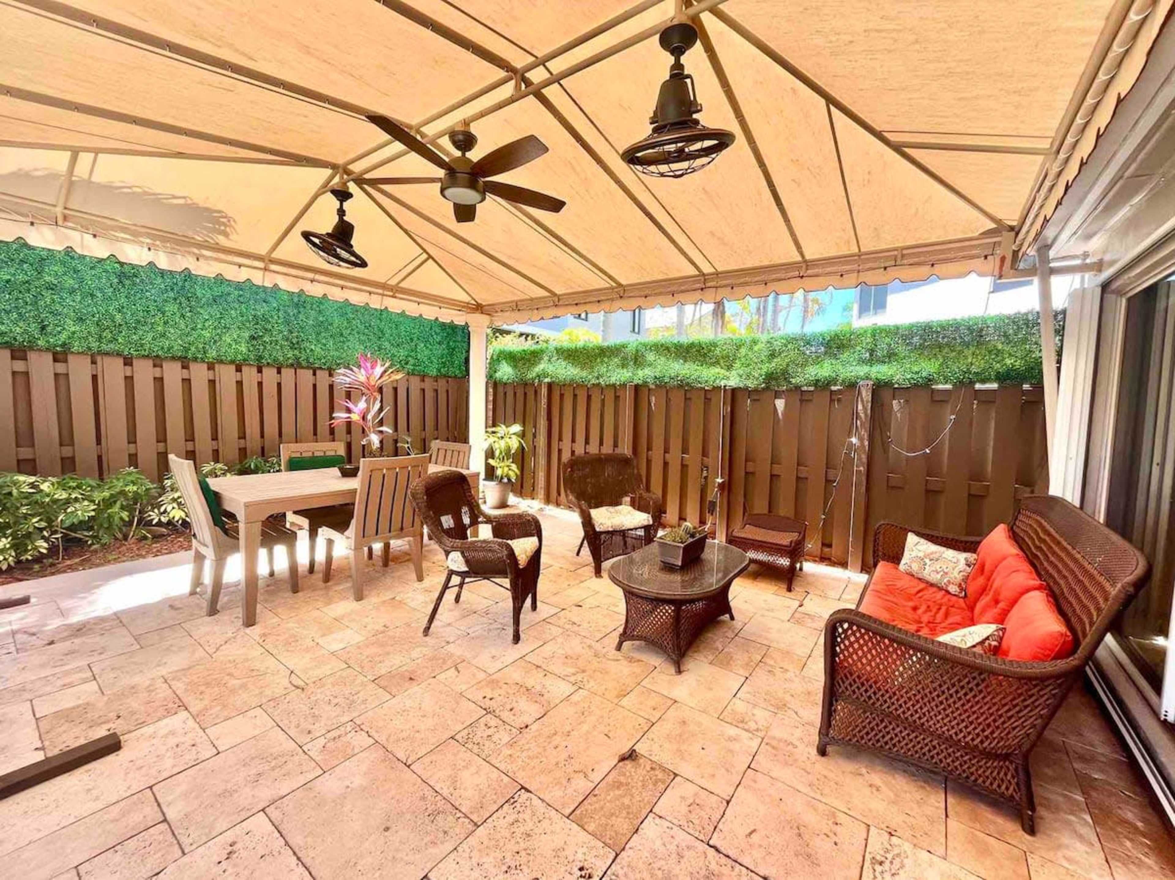 Cozy Pool Oasis Image in West End, Miami, FL