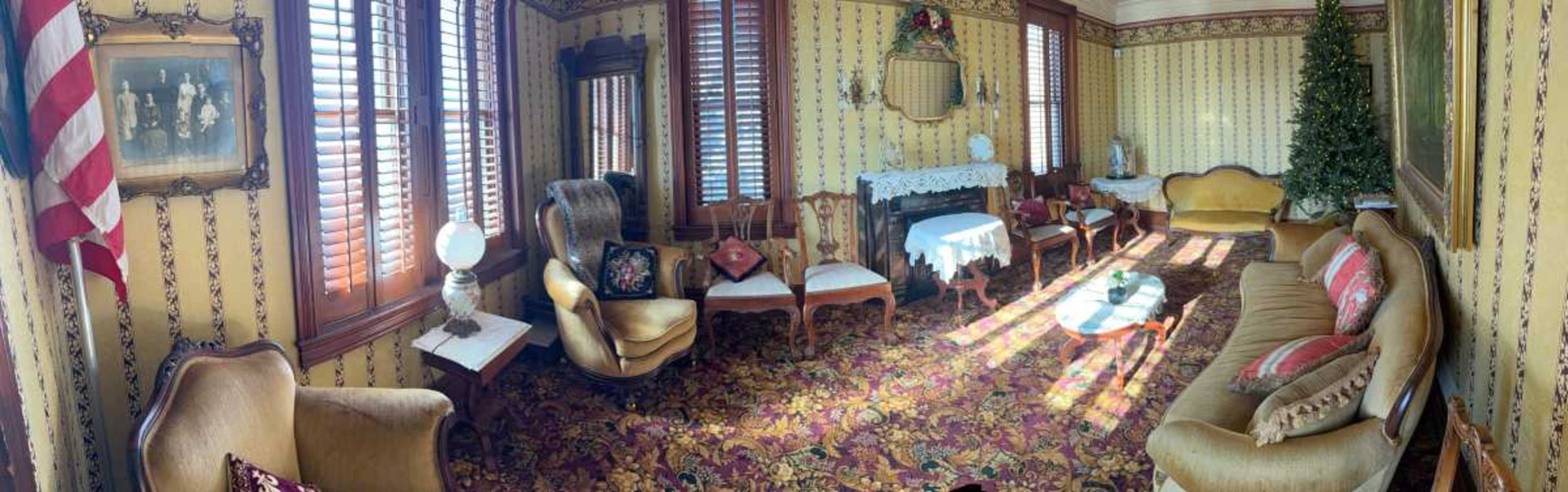 The Victorian View– Relax, watch the horses & Enjoy the Countryside with pool! Image in Oley Township, Oley, PA