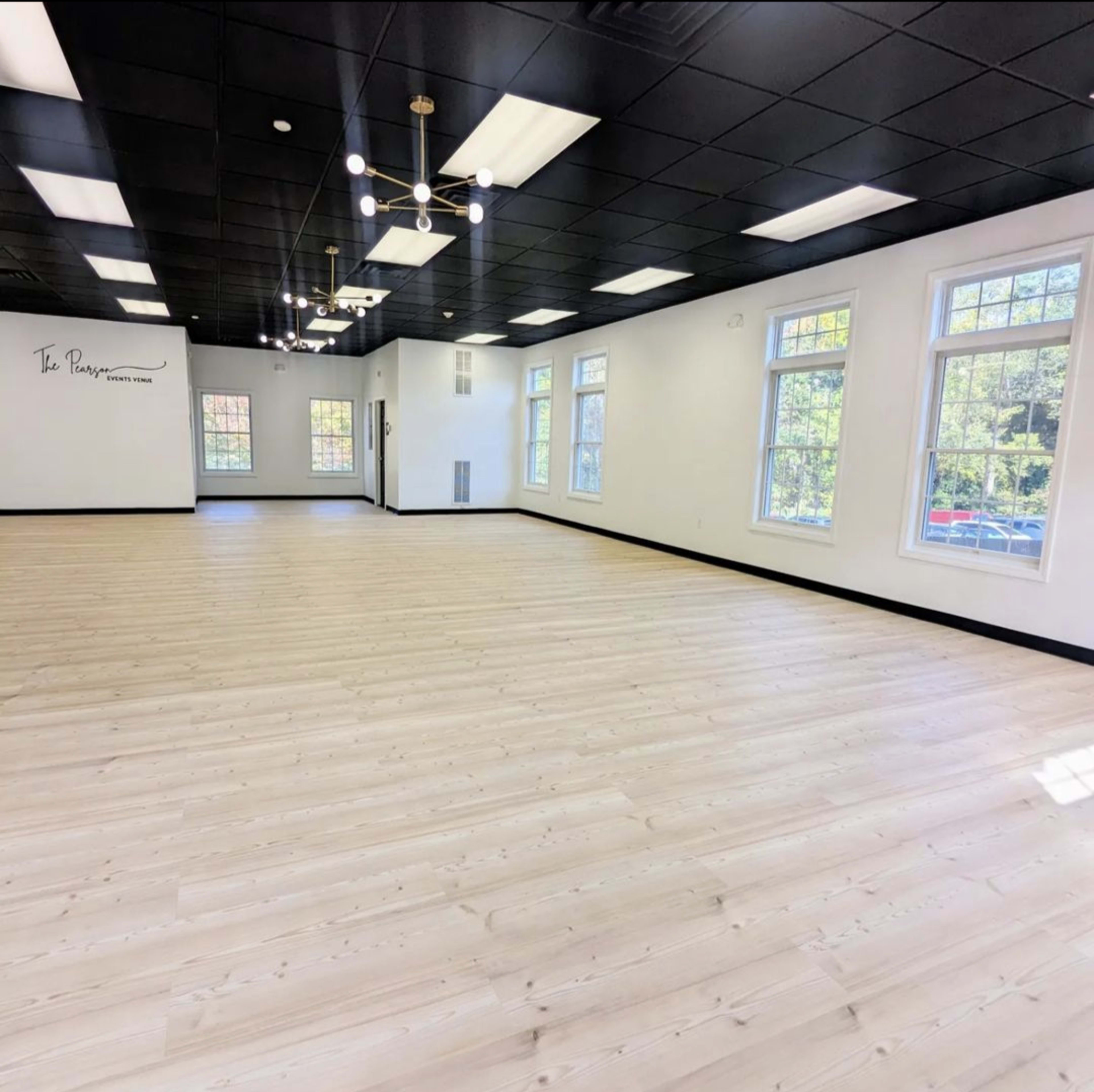 Chic Intimate Event Venue for Content Creation, Classes, Workshops and Weekday Events| Berlin, CT Image in Berlin, Berlin, CT