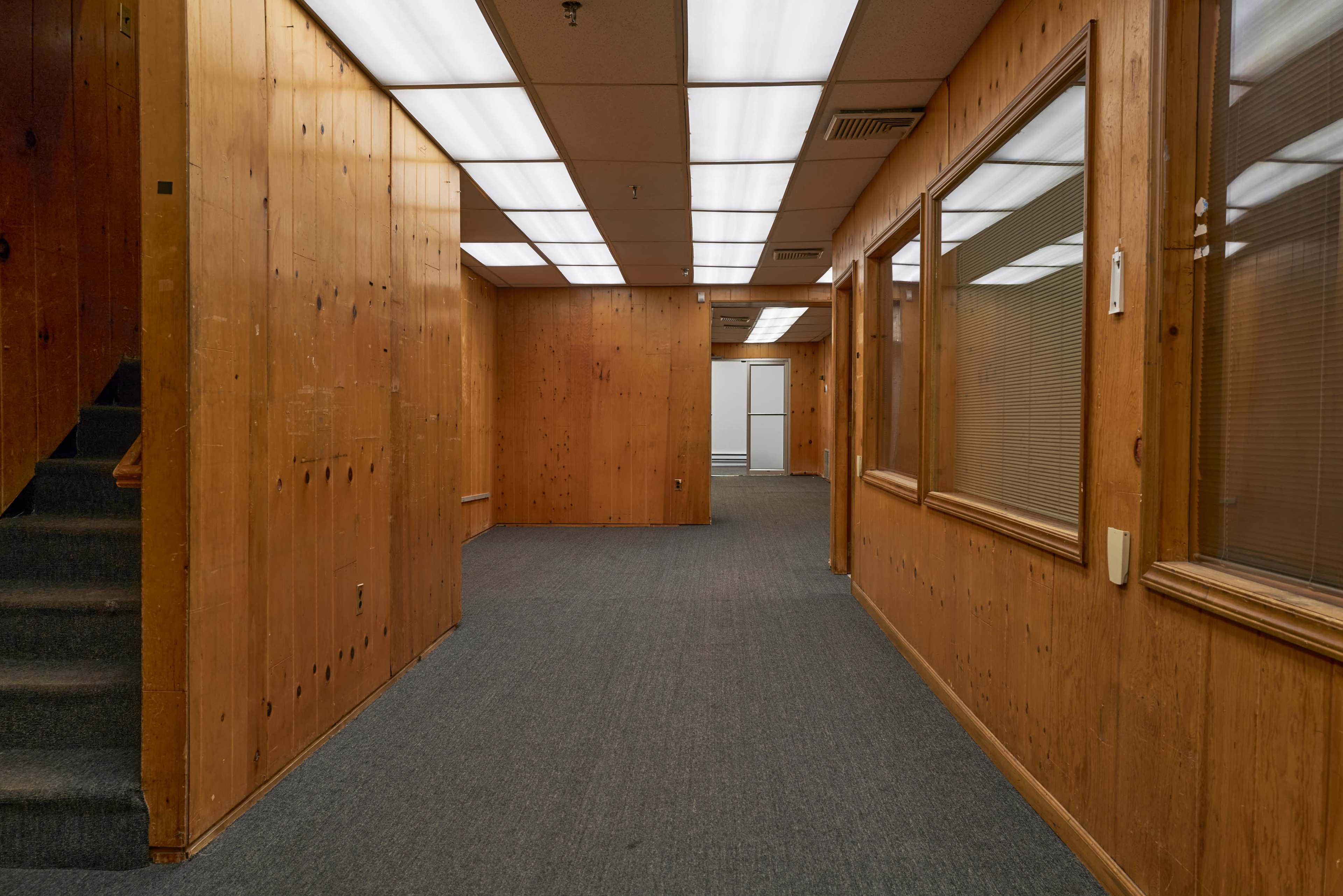 Retro 1970s Wood-Paneled Room for Film, Interviews + Editorial Shoots Image in Brooklyn, Brooklyn, NY