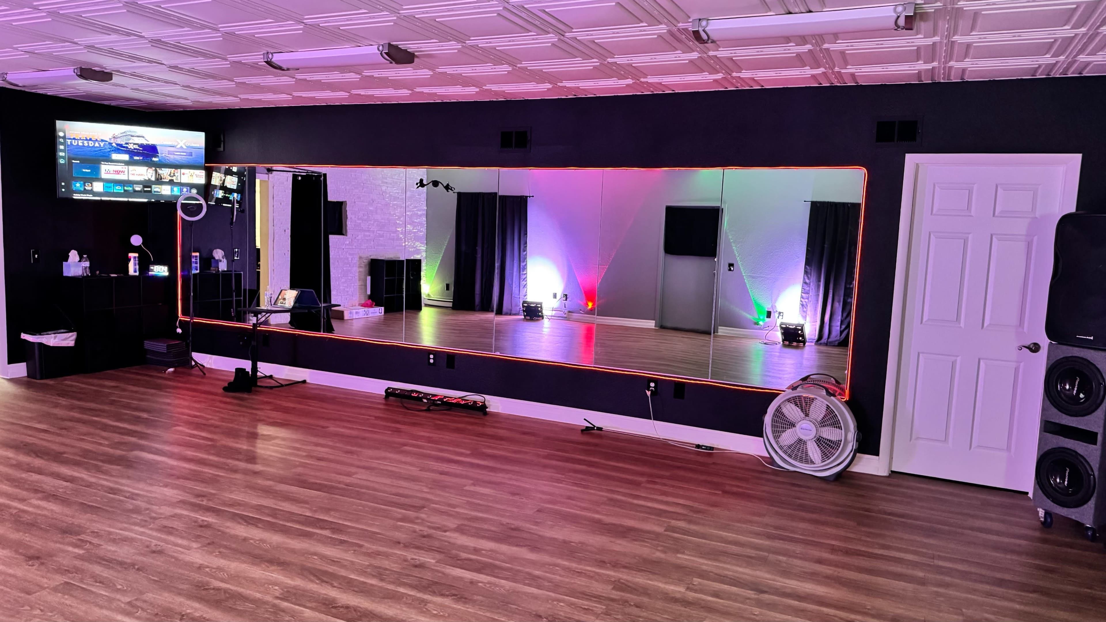 Beautiful dance studio space Image in Franklin Park, Toledo, OH