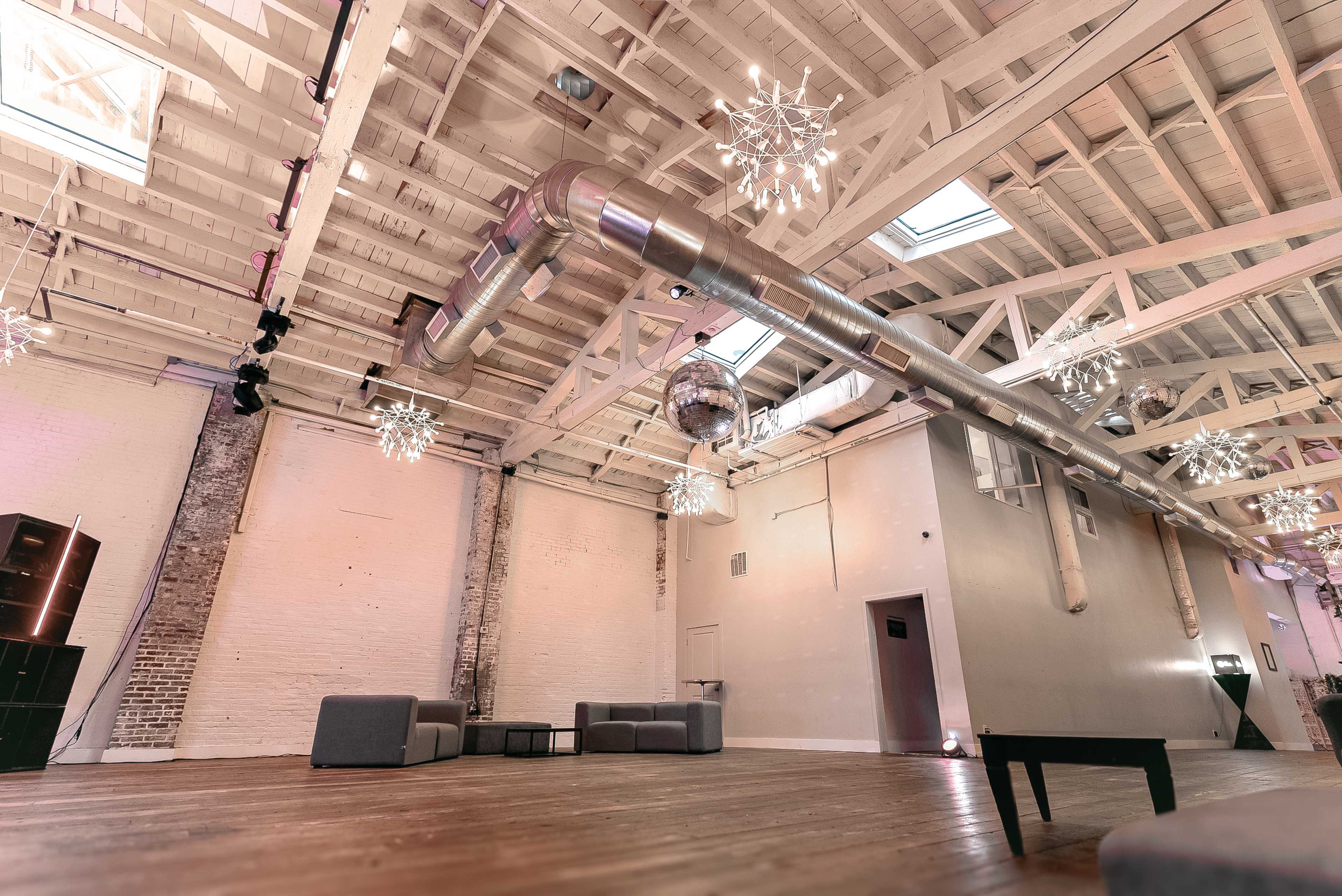 Creative Studio Space | Flexible Event Venue | Industrial Loft Image in Gowanus, Brooklyn, NY