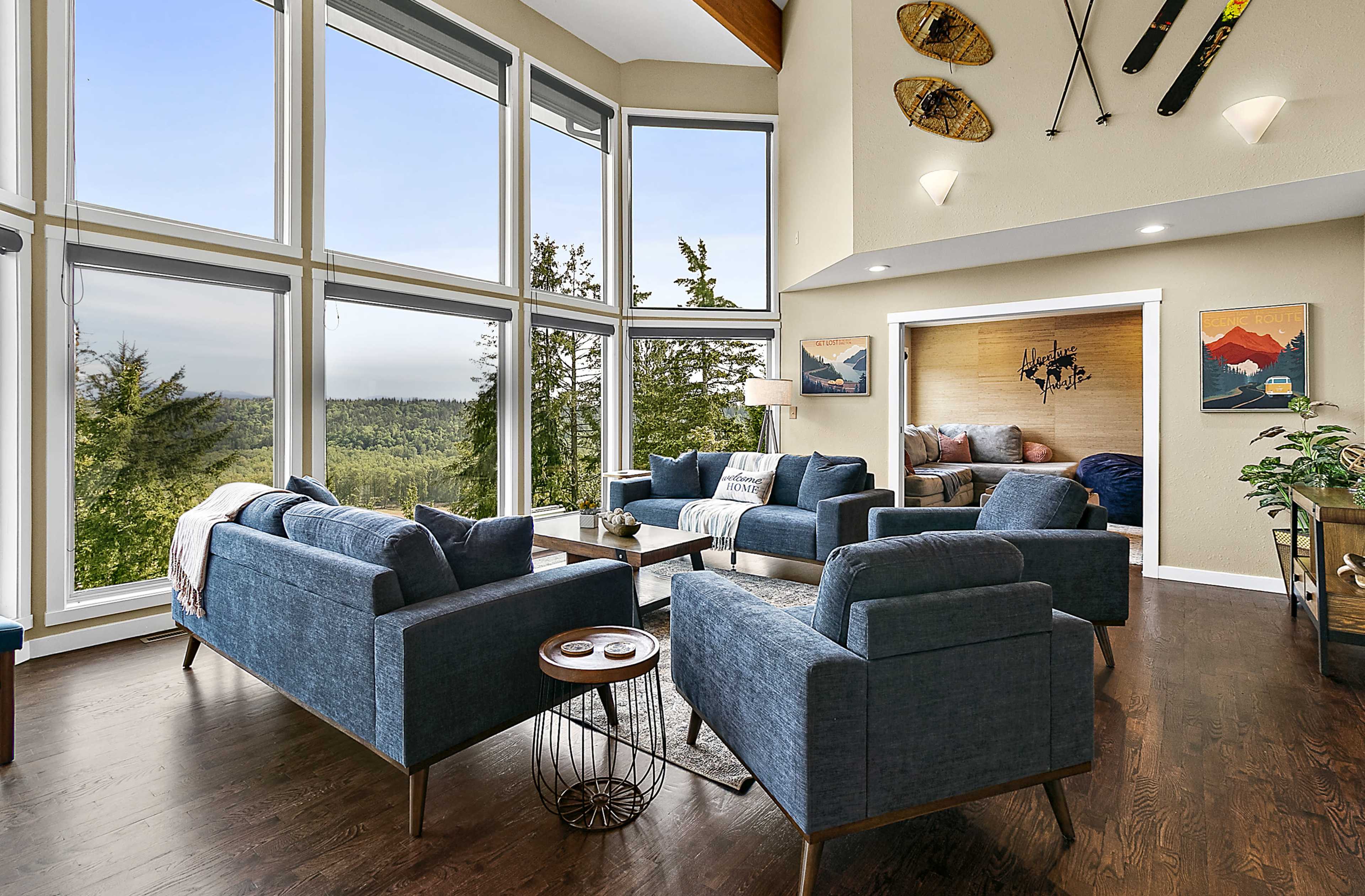 Unique house with an amazing view of Mt. Rainier Image in , Auburn, WA