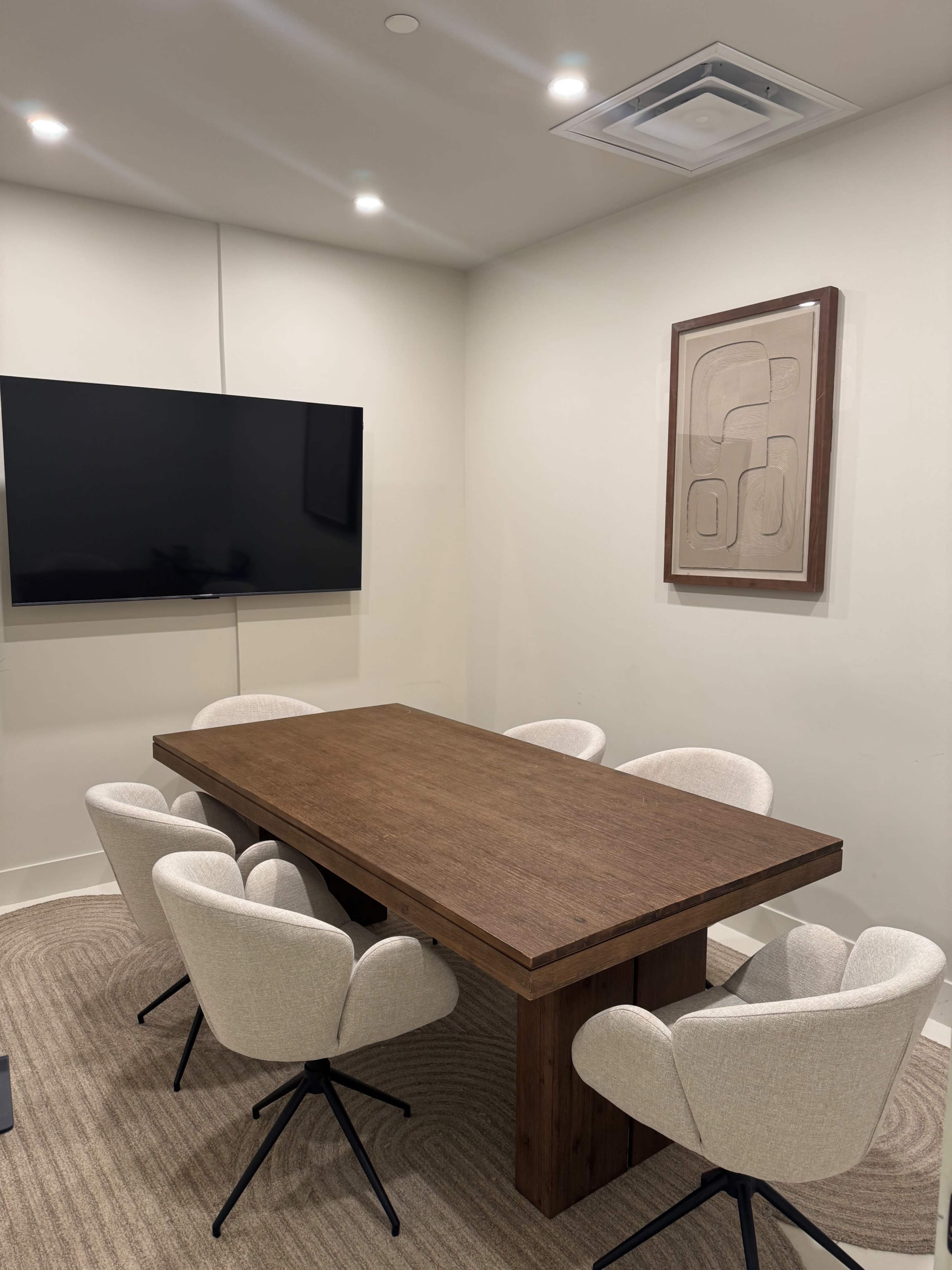 Private 1–6 Person Boardroom | Executive Meetings & Presentations Image in Clairville, Etobicoke, ON