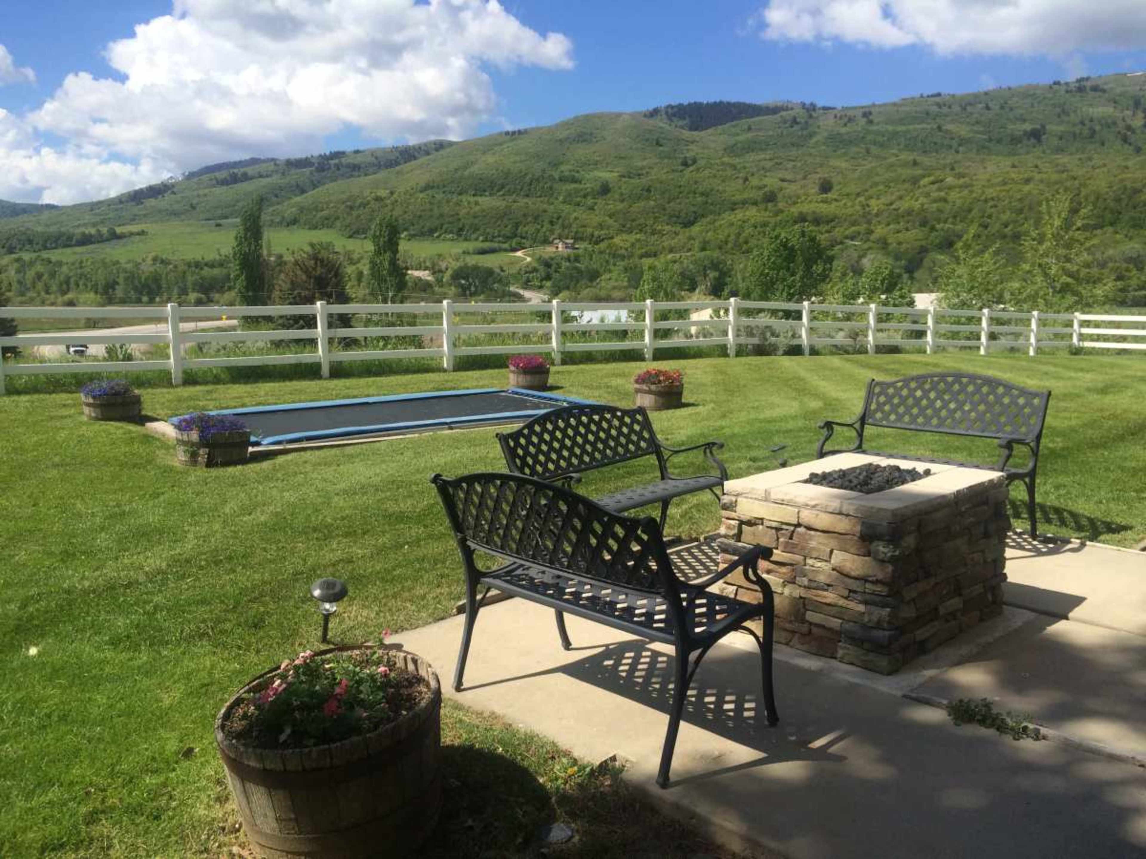 Spacious beautiful home in the country with large backyard and $1 million view. Image in Eden, Eden, UT