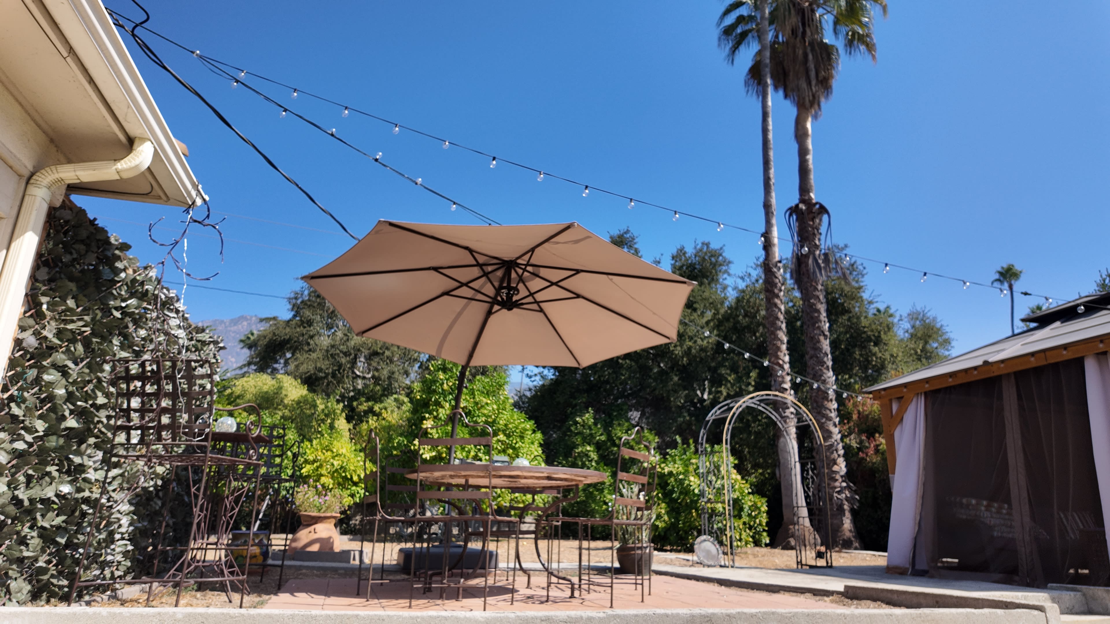 Classic Home with Mountain View & Open Floor Plan Image in Altadena, Altadena, CA