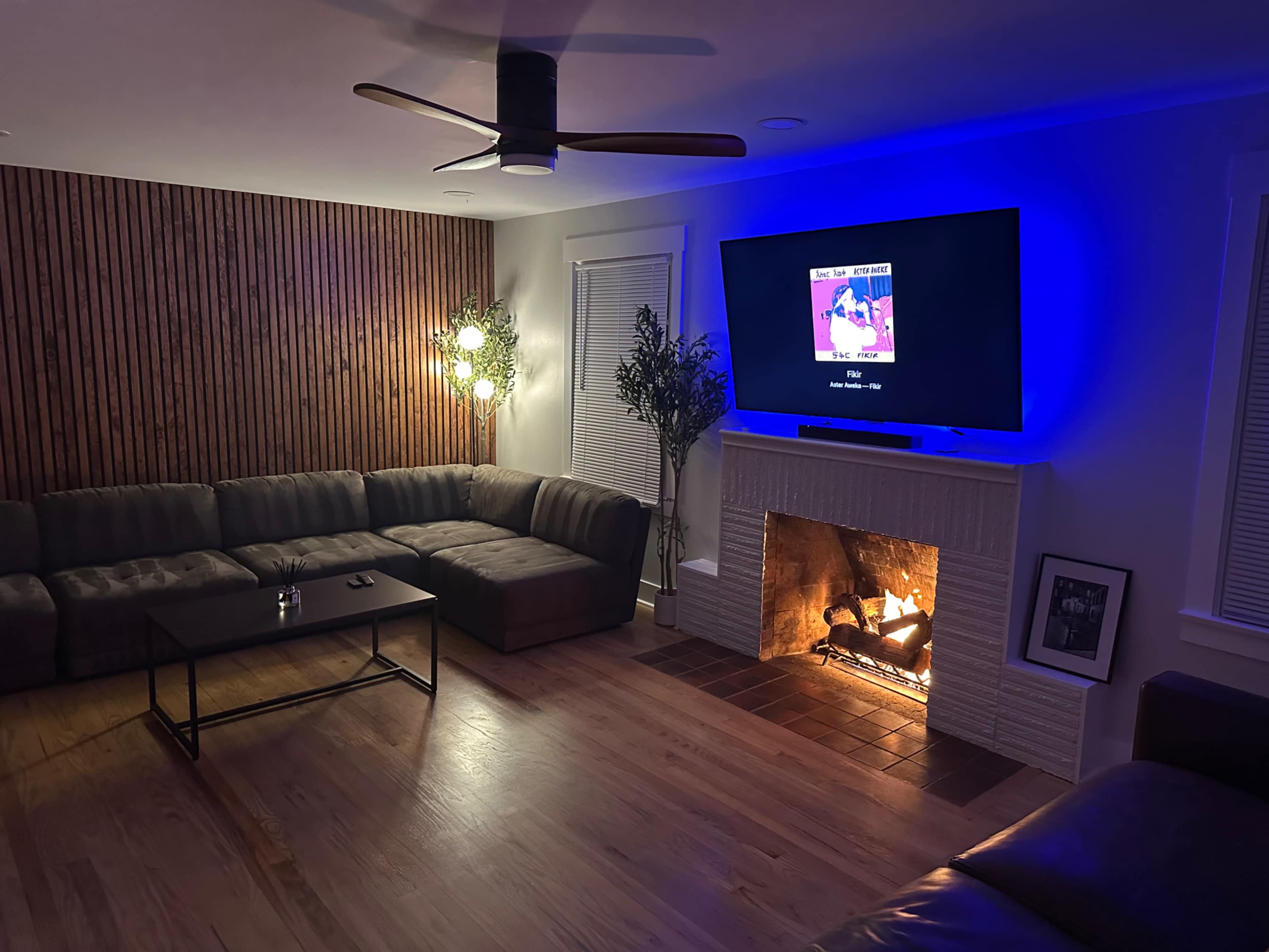 Modern newly remodeled house for the perfect event! Image in Broadview, Seattle, WA