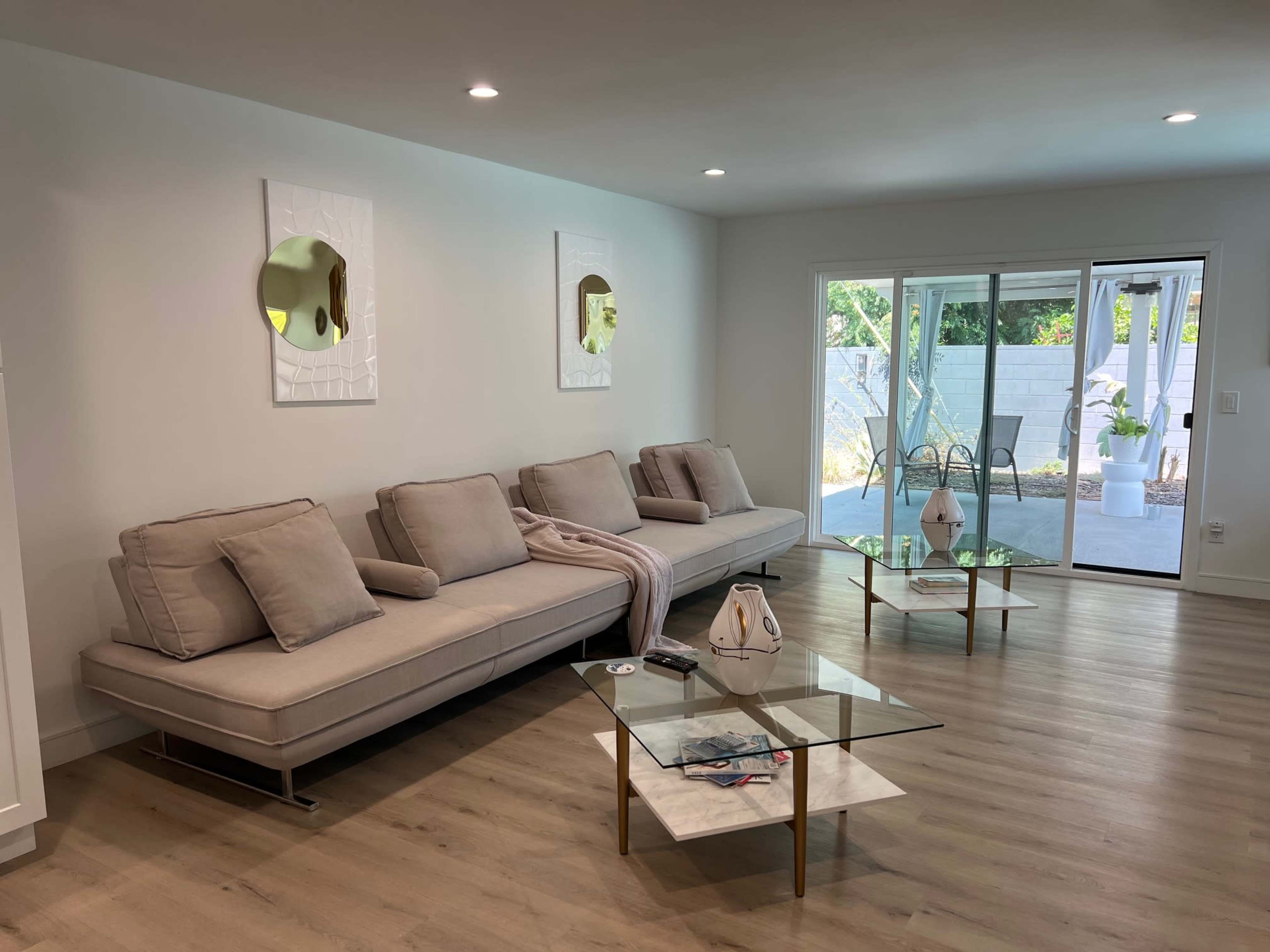 Modern Mid-Century Retreat with Pool Image in Northridge, Northridge, CA