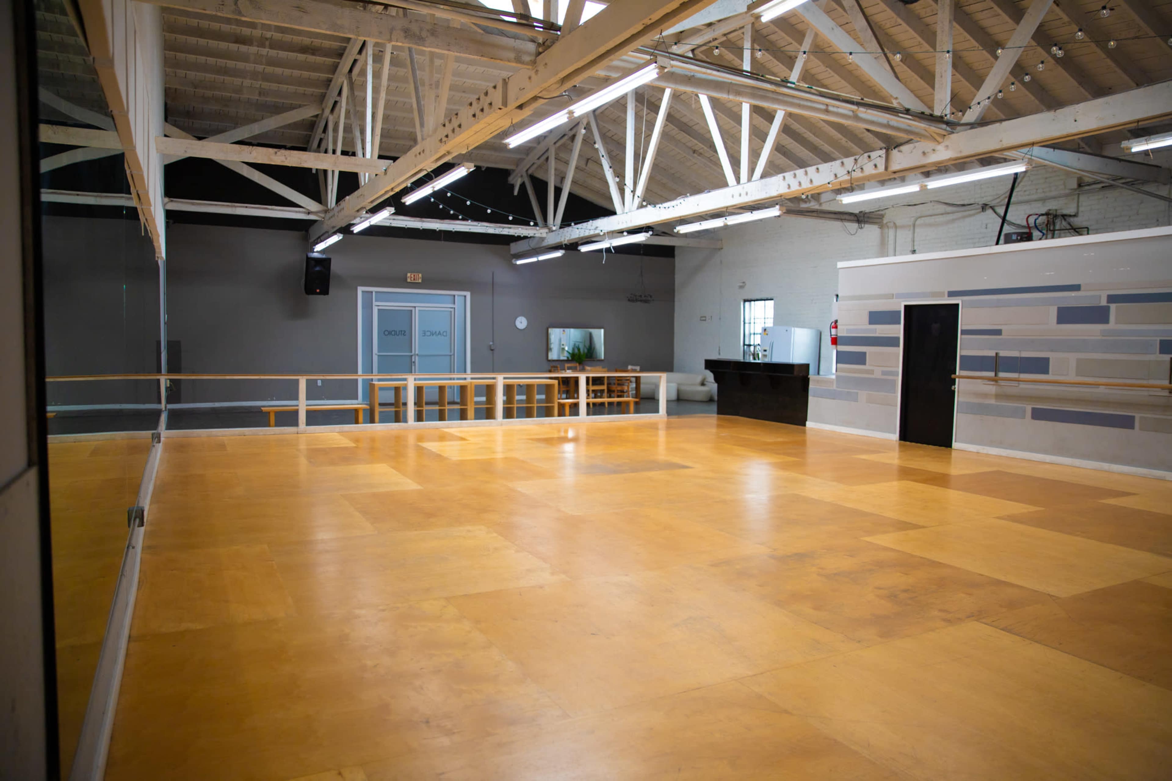 Industrial Dance Studio with Kitchen and Lounge Area Image in South Los Angeles, Los Angeles, CA