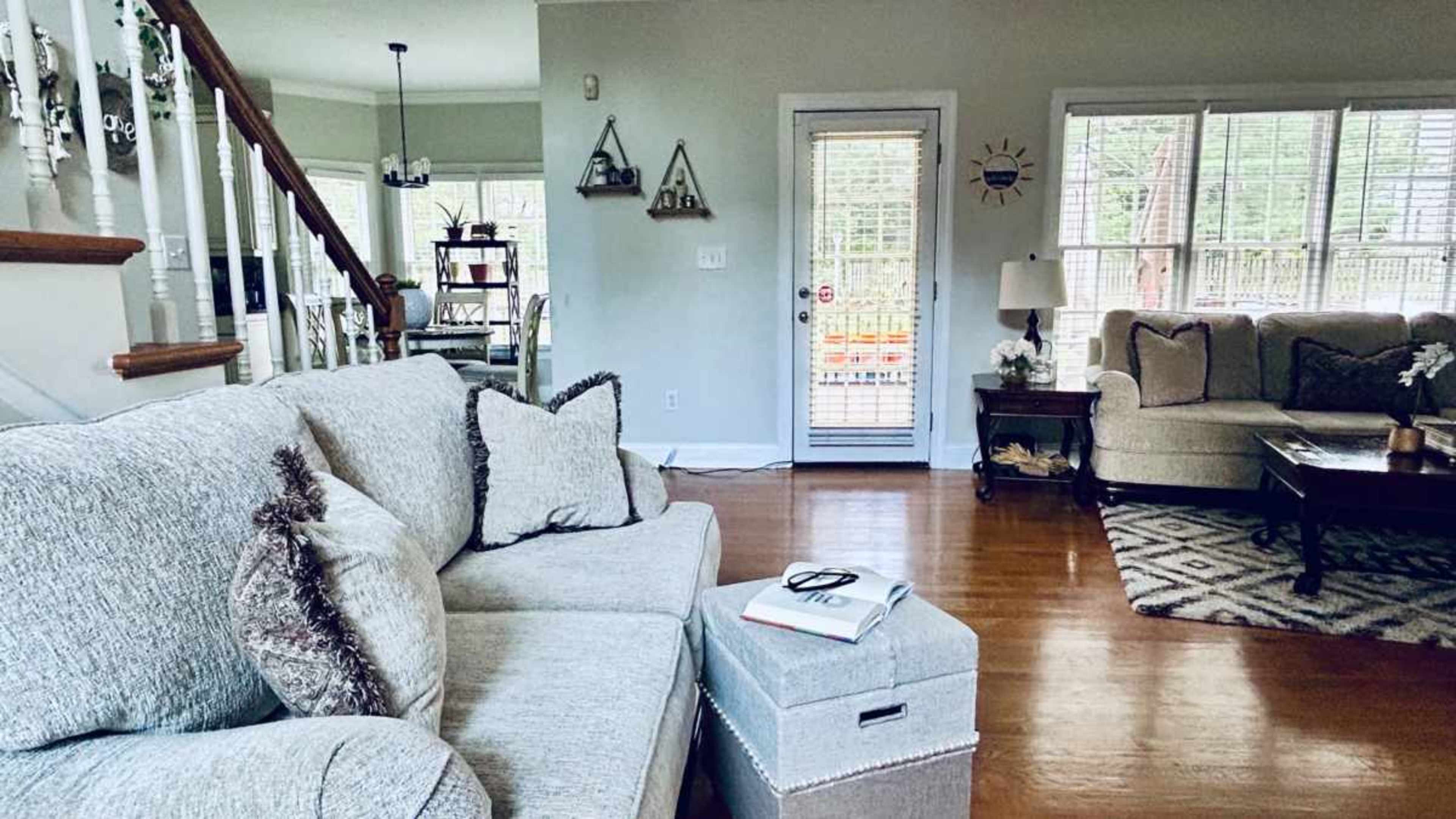 Warm and Inviting 2 Story Brick Home Image in High Point, Jamestown, NC