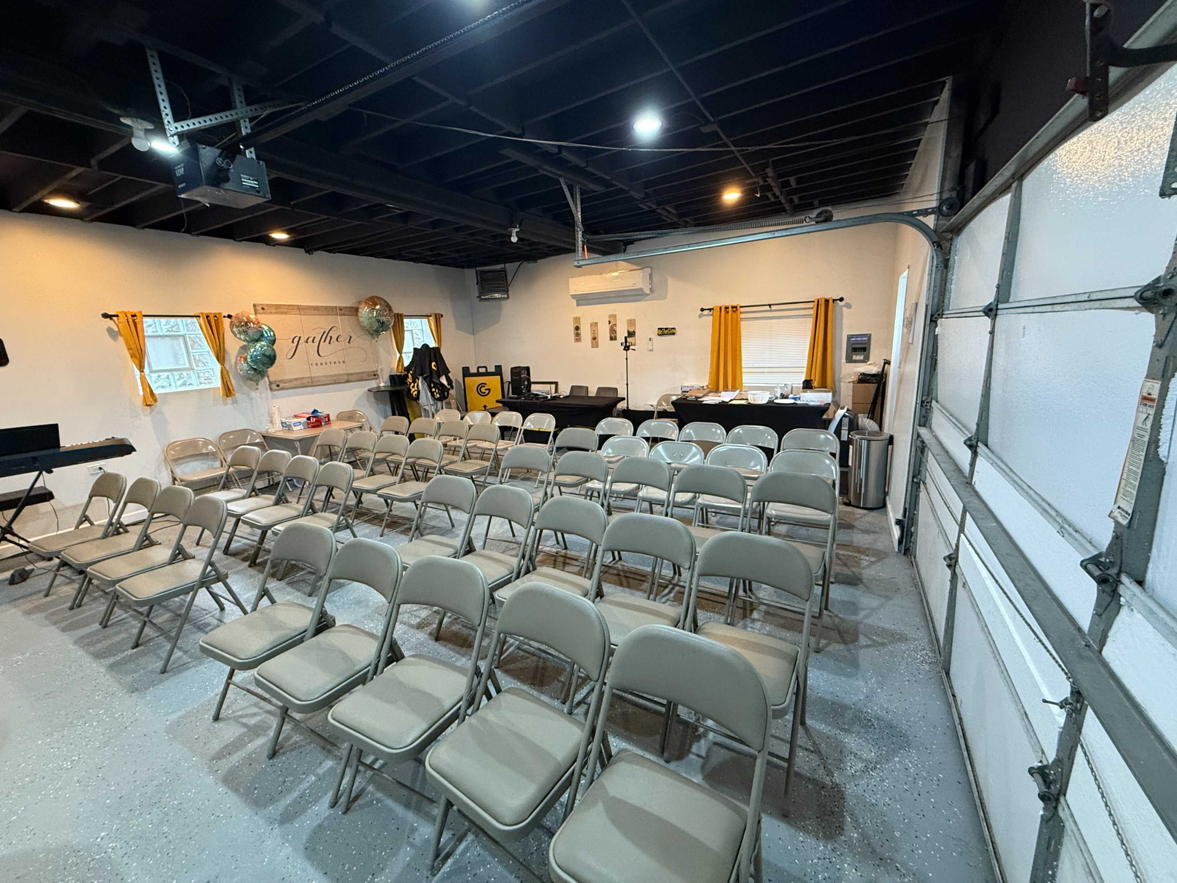 The Glow Meeting Hub Image in West Ridge, Chicago, IL