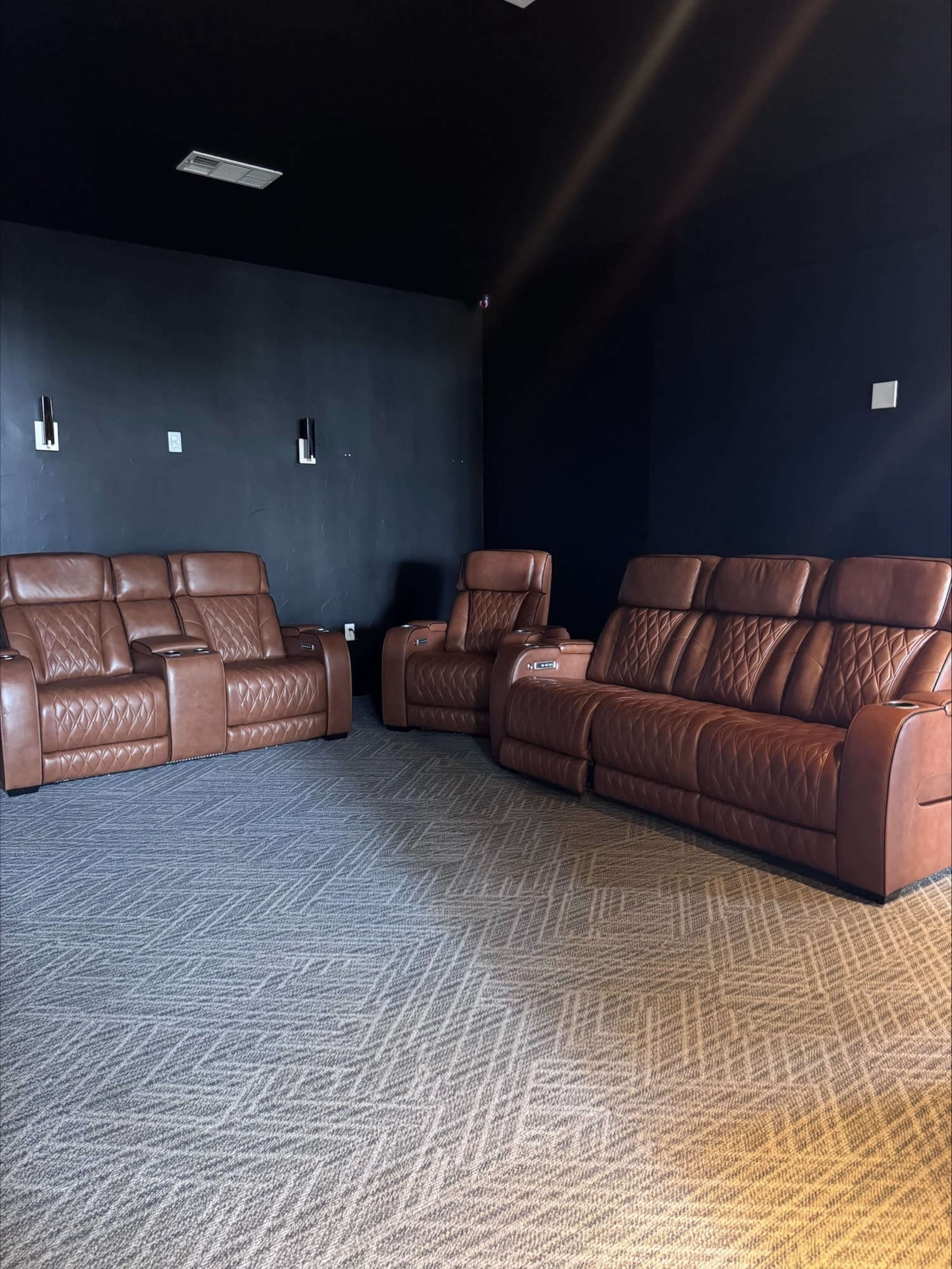 Beautiful Spacious Club House Perfect for Your Next Meeting or Event outside of the heart of Austin! Image in Vista Royale, Austin, TX