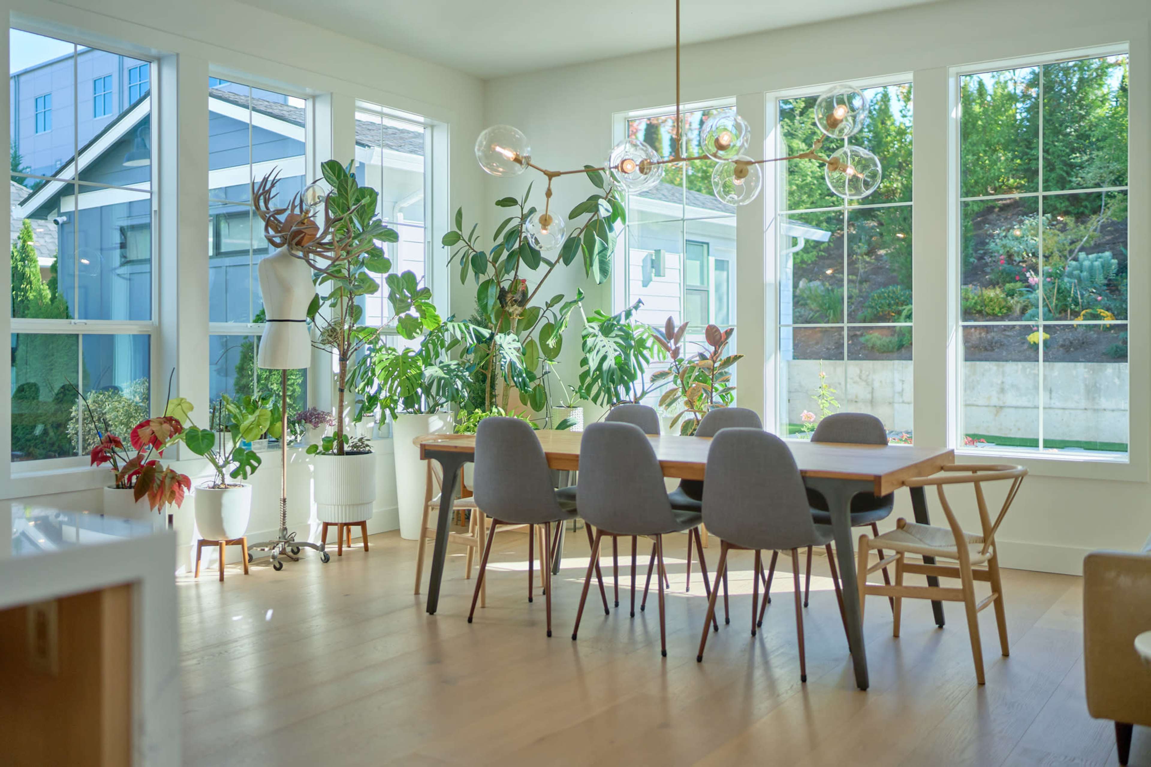 Modern House with Pool | Gourmet kitchen | Luxury bathroom | Natural light | Corporate Events | Product Demos | Photoshoots Image in Camas, Camas, WA