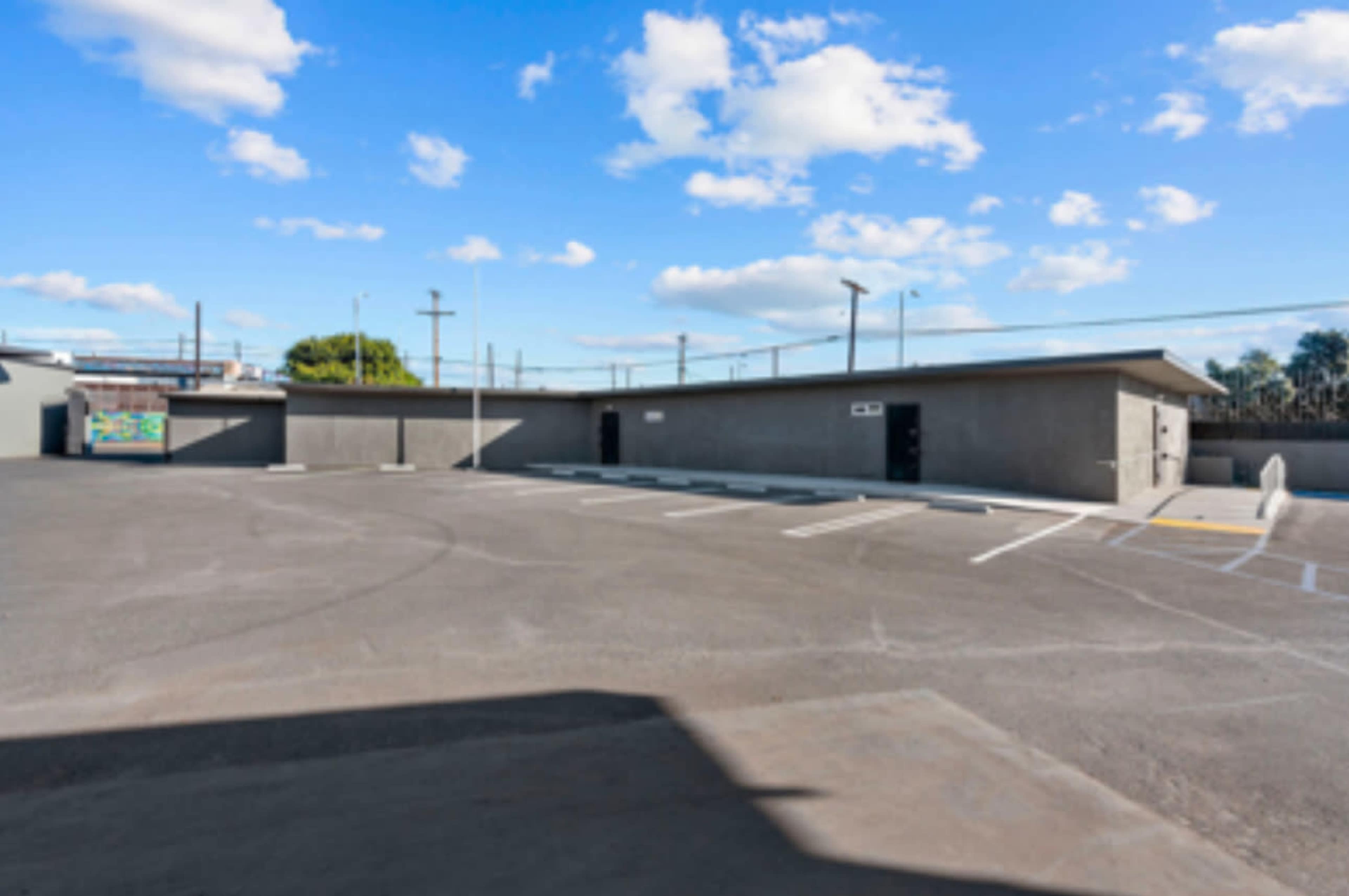 Chic 10,000 sqft Industrial Warehouse Image in Boyle Heights, Los Angeles, CA