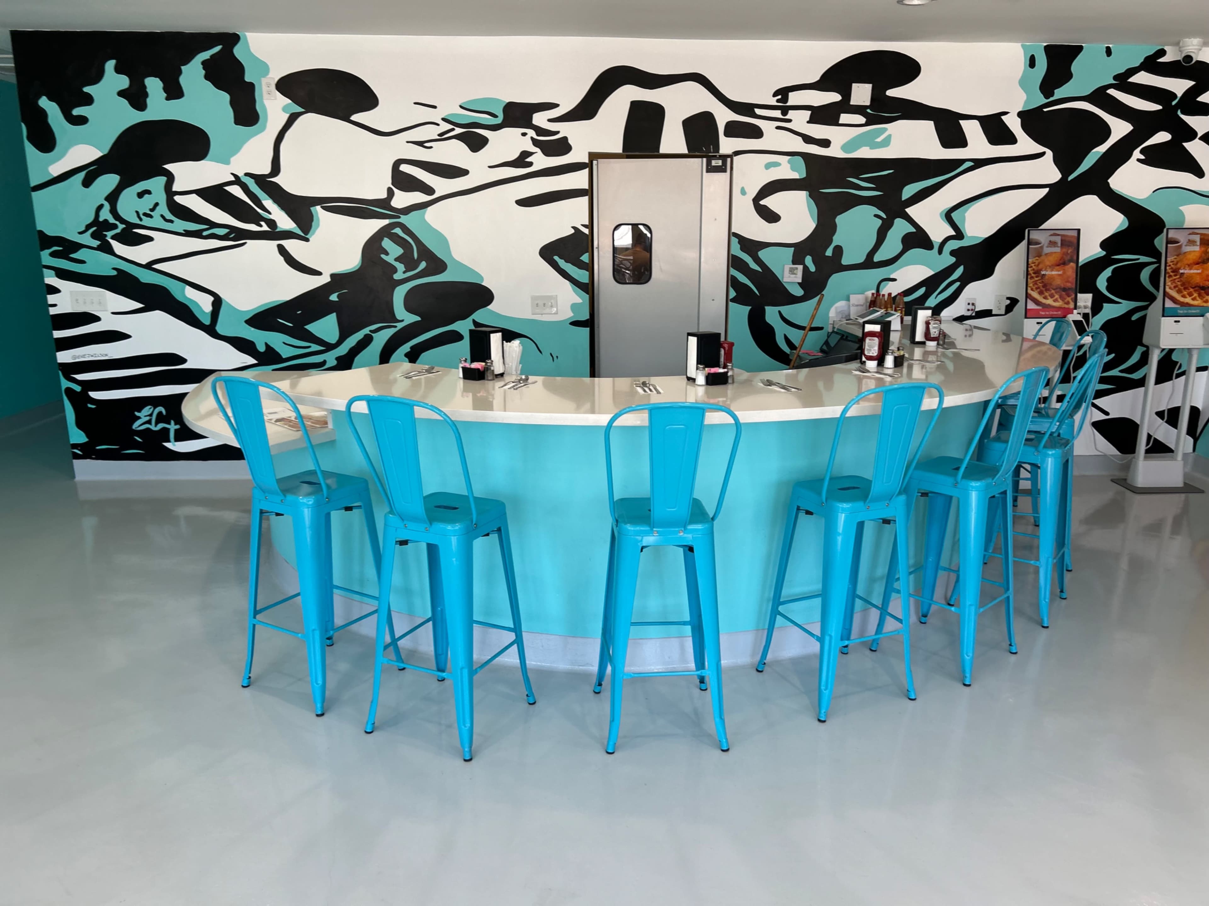 Great restaurant. Beautiful modern with full kitchen great for entertaining. Hosting events. Movies.  Sitcoms.  Pop ups Image in Sherman Oaks, Sherman Oaks, CA