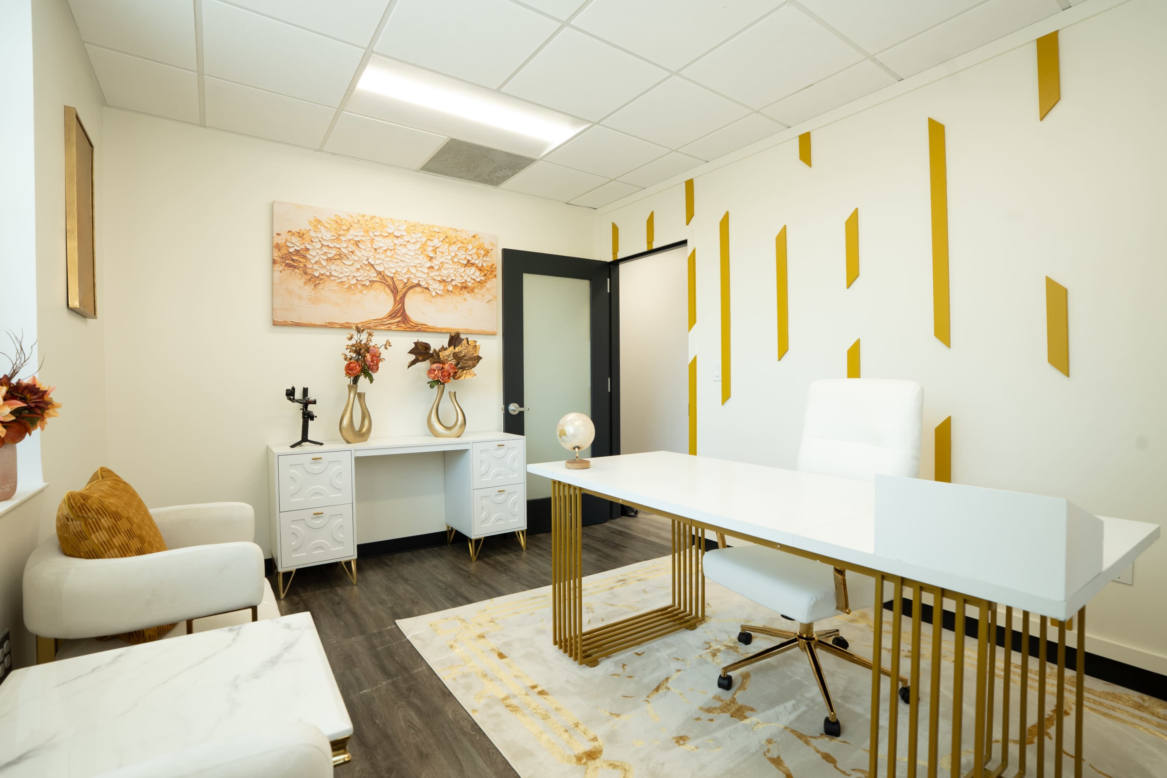 Luxury Columbia Flex Admin Office (6325) Image in Owen Brown, Columbia, MD