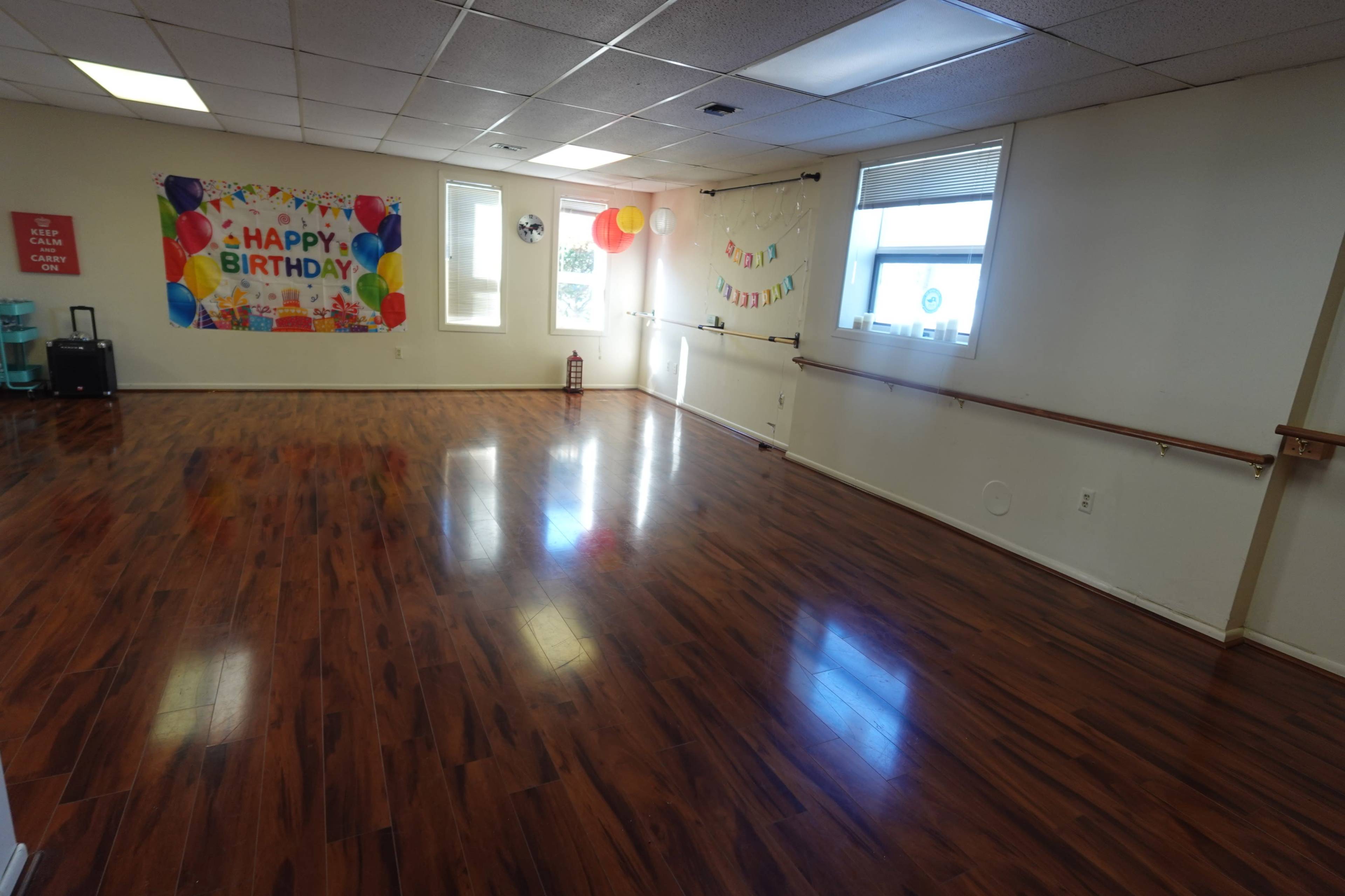Spacious Urban Yoga & Dance Studio with Serene Ambiance Image in Ann Arbor, Ann Arbor, MI