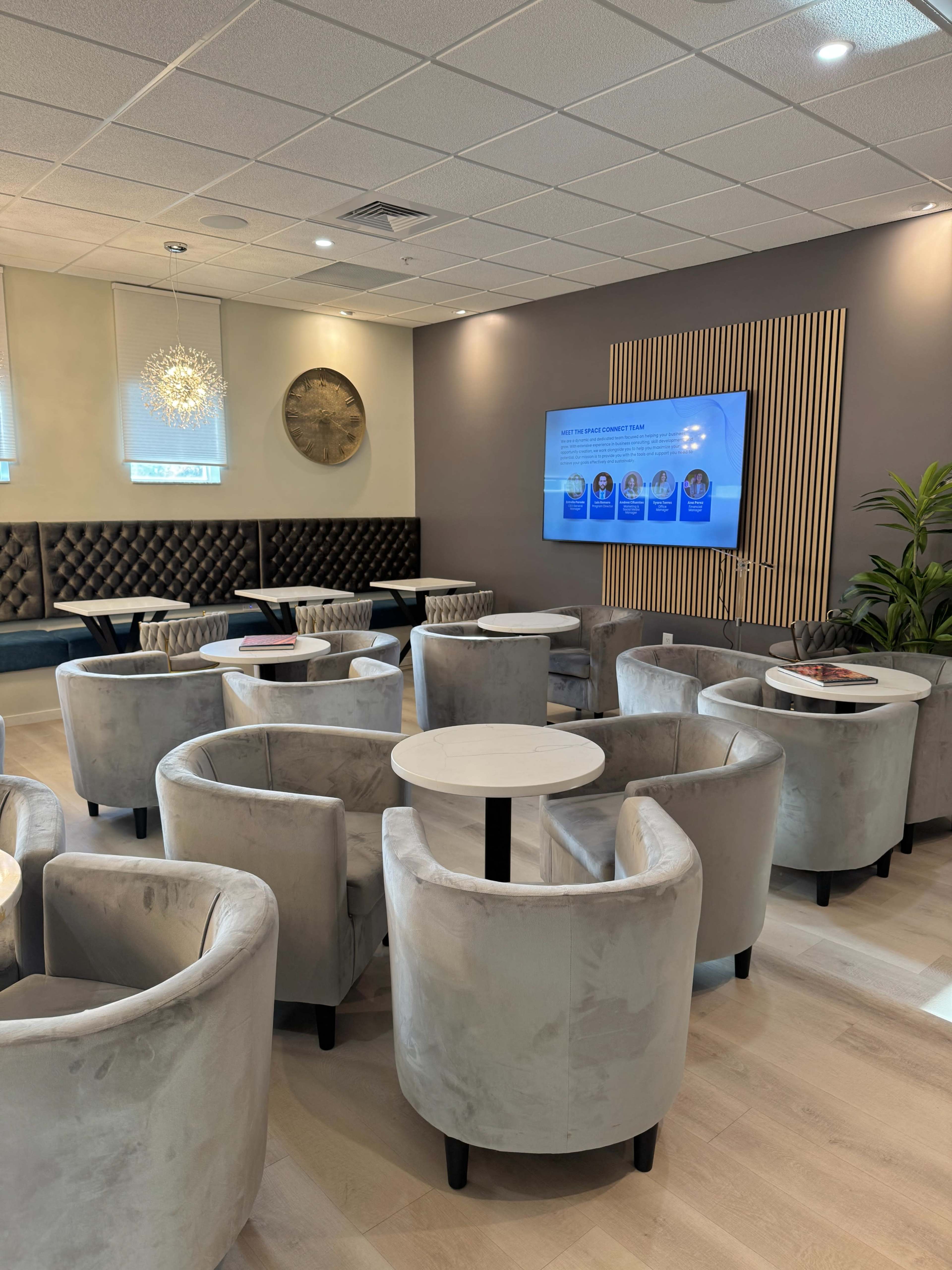 Modern Forum Room | West Palm Beach, FL Image in West Palm Beach, West Palm Beach, FL