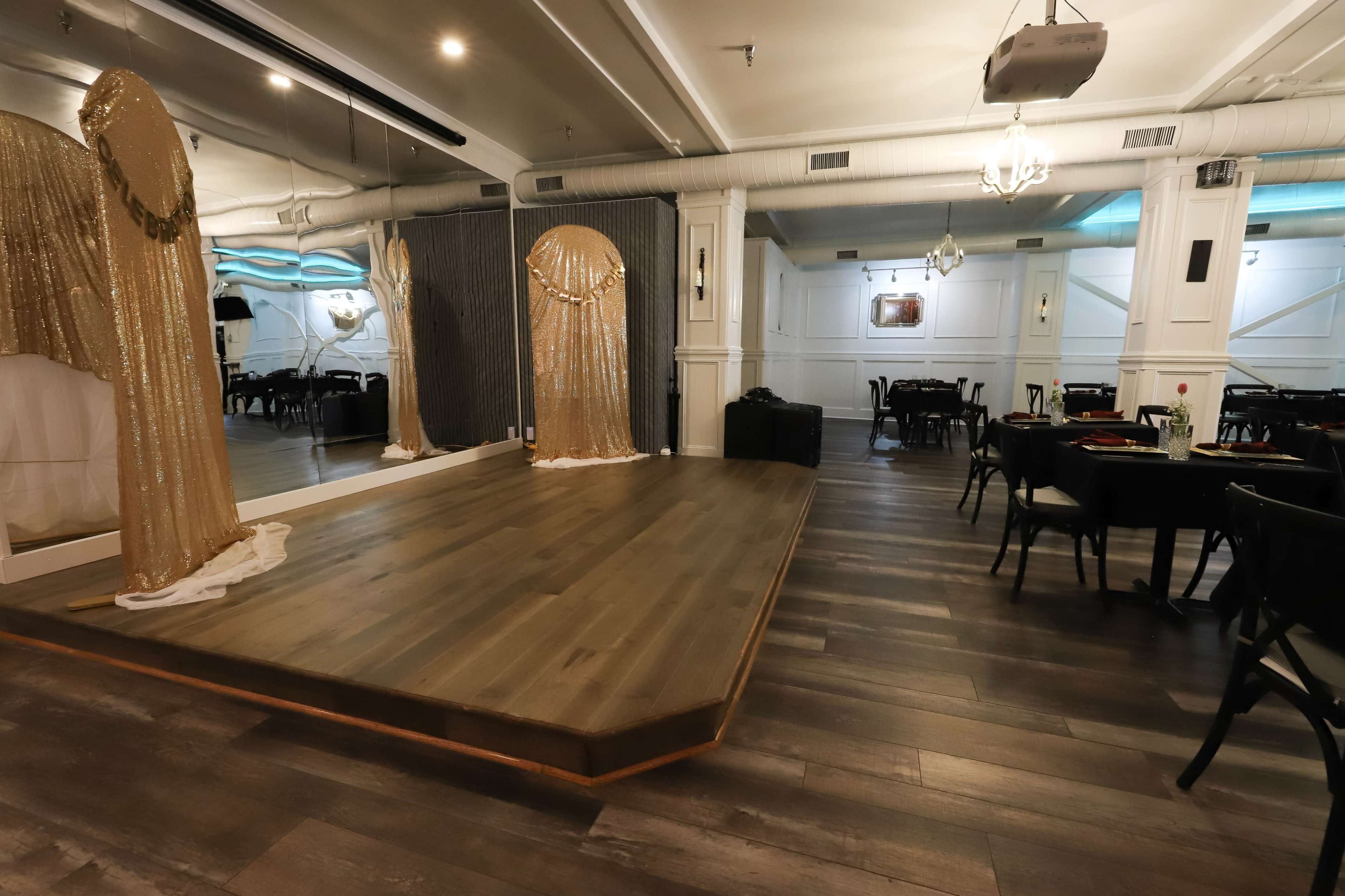 Upscale Downtown Venue with Open Floor Plan Image in Winder, WINDER, GA