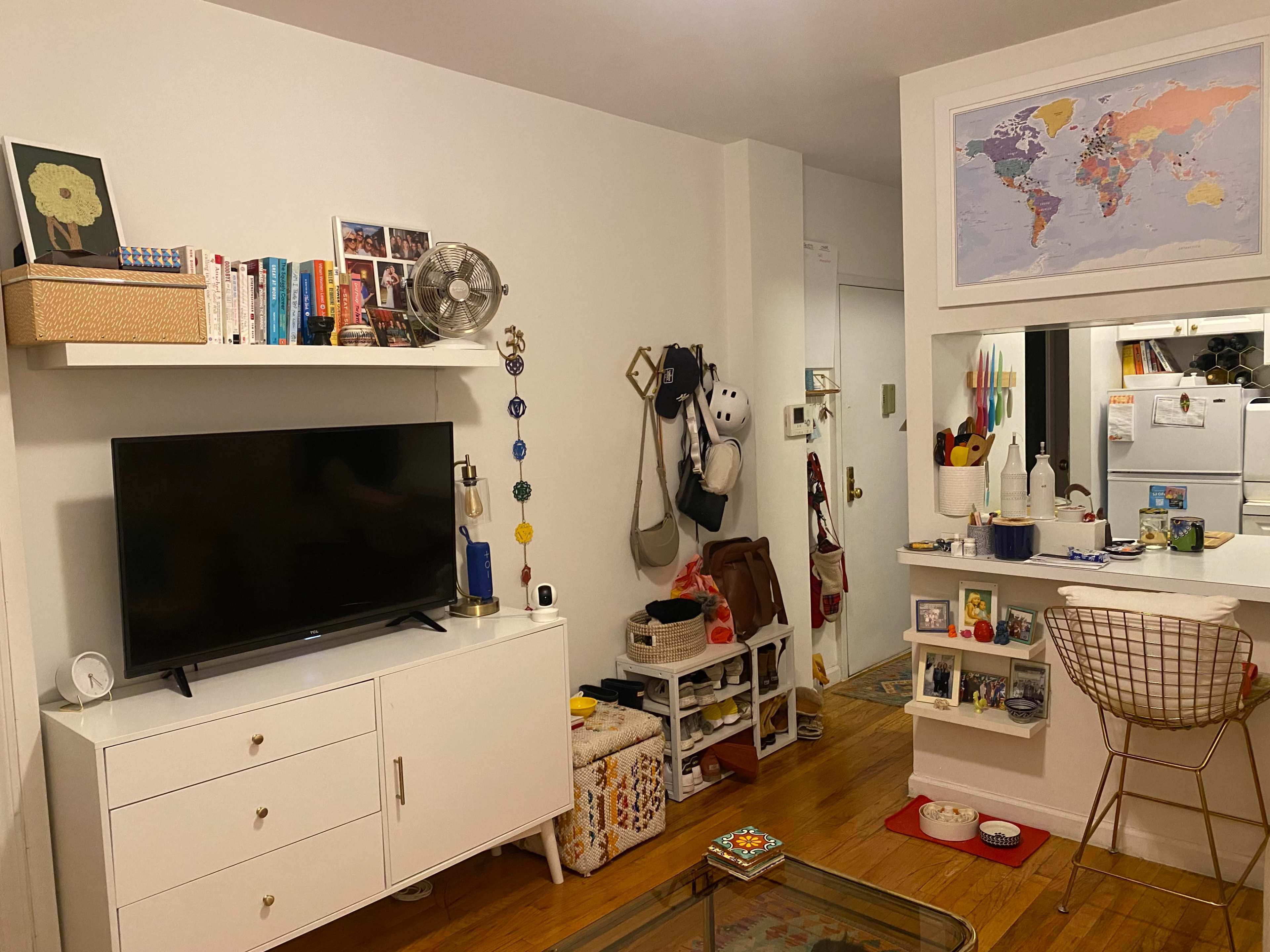 Cute & Cozy Living Space Image in Lenox Hill, New York, NY