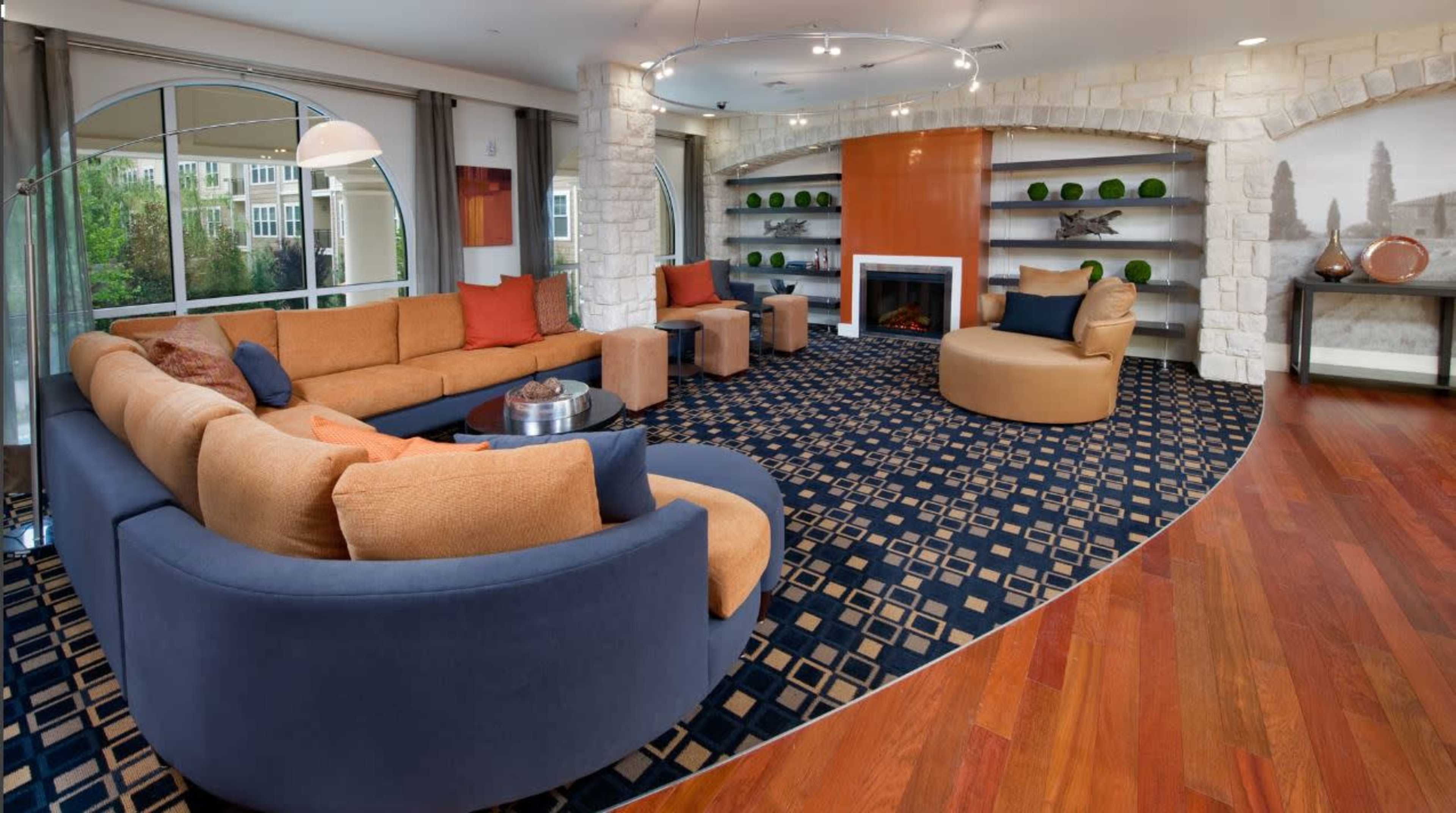 Beautiful Lounge minutes away from Rockville Town Center Image in Rockville, Rockville, MD