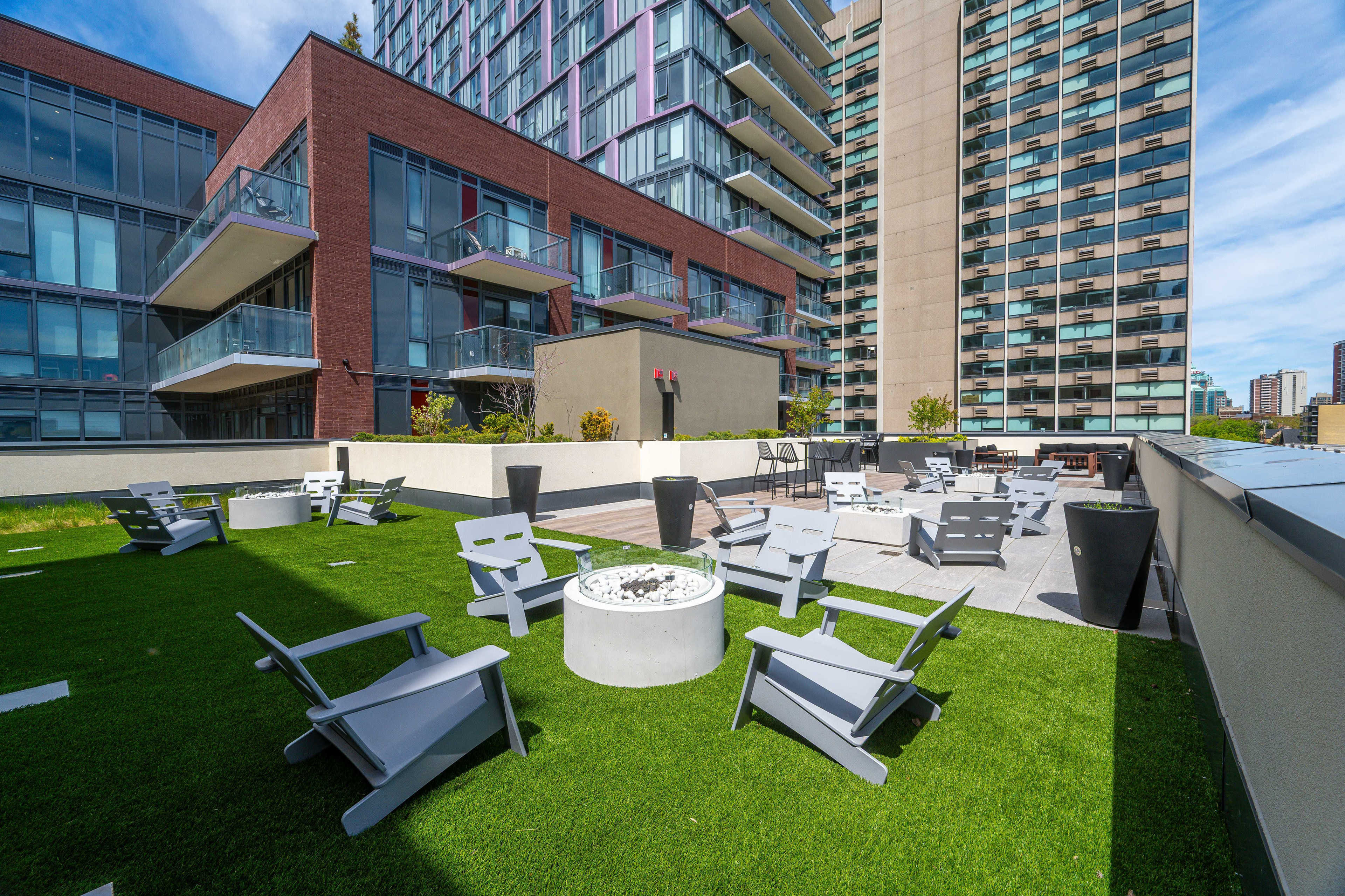 Standalone Rooftop Terrance Image in Garden District, Toronto, ON