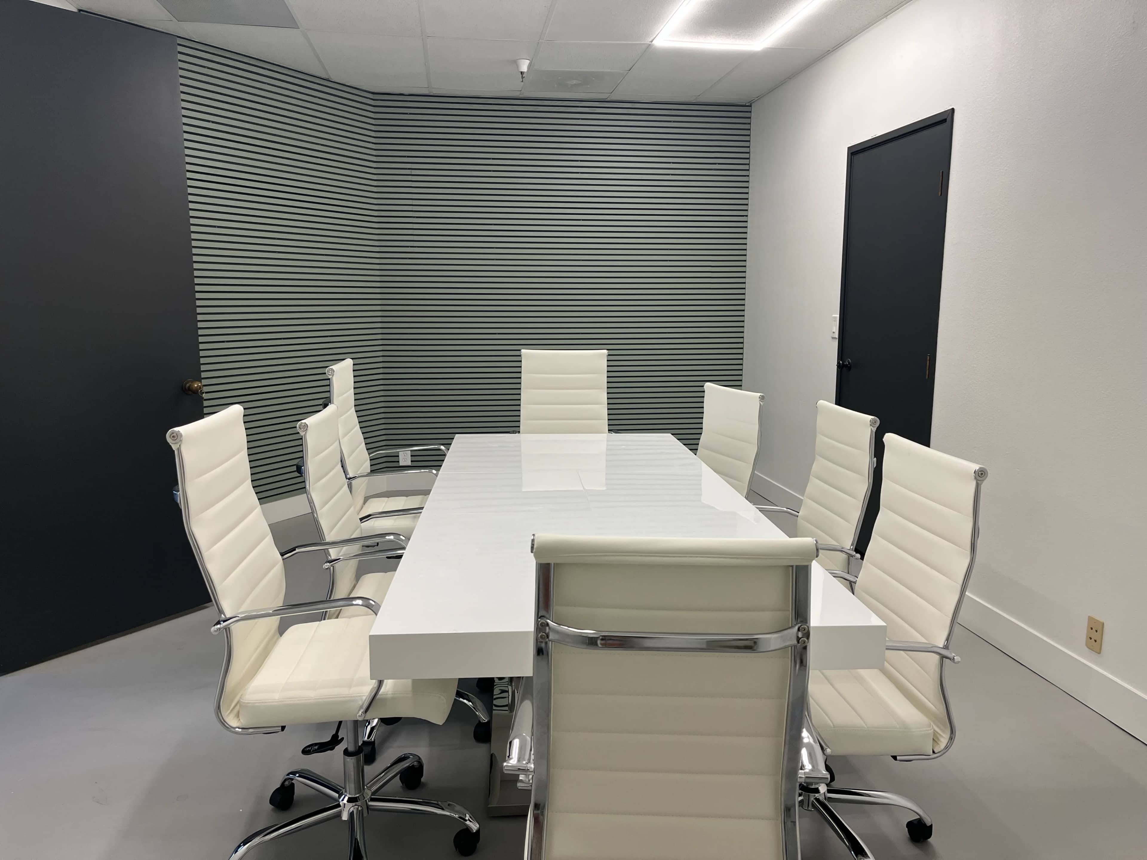 Spacious professional meeting and event space with connected conference room Image in Encinitas, Encinitas, CA