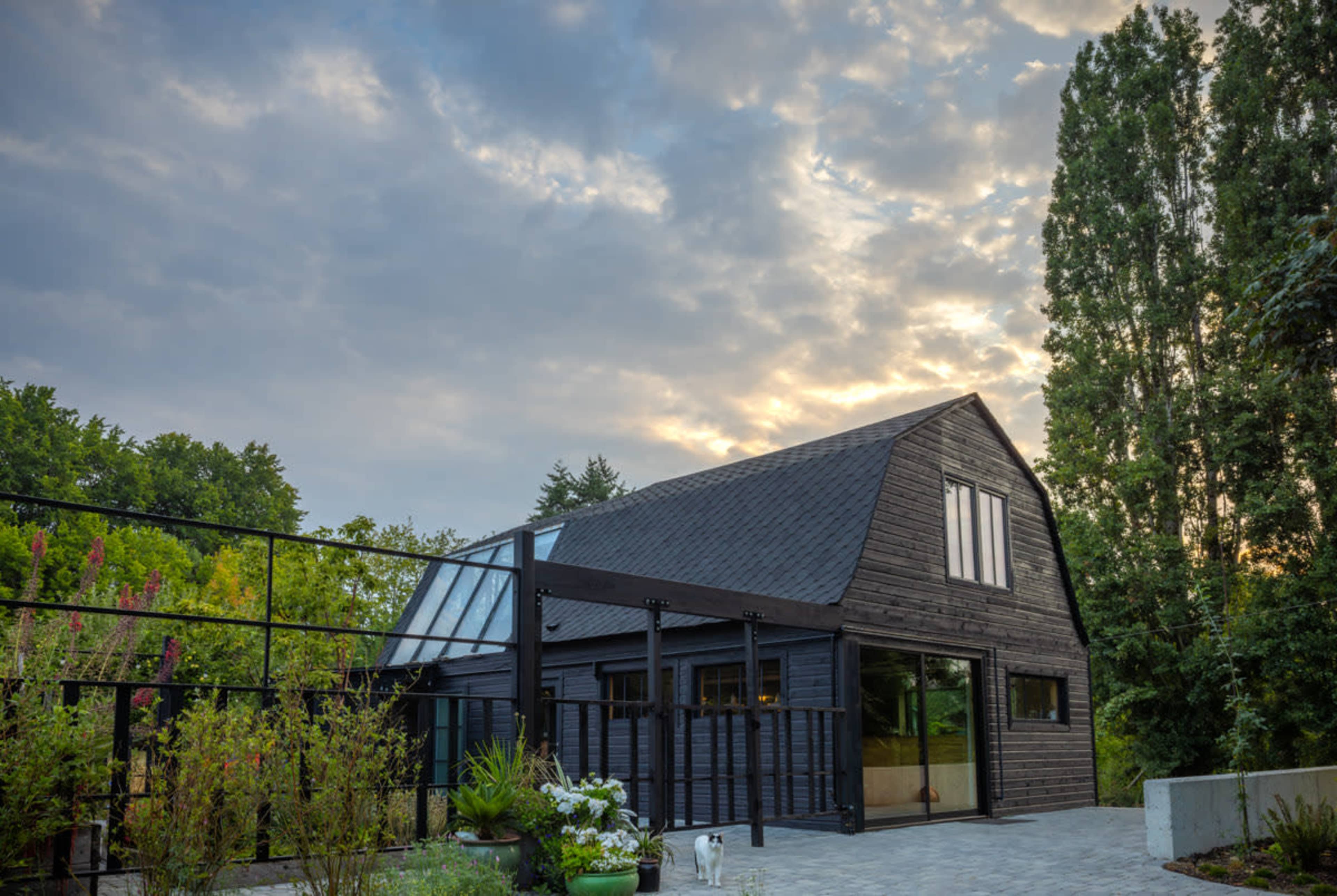 Cinematic Garden Estate with Indoor/Outdoor Flex Space.  Ideal for Events, Retreats, and Productions Image in Vashon, Vashon, WA