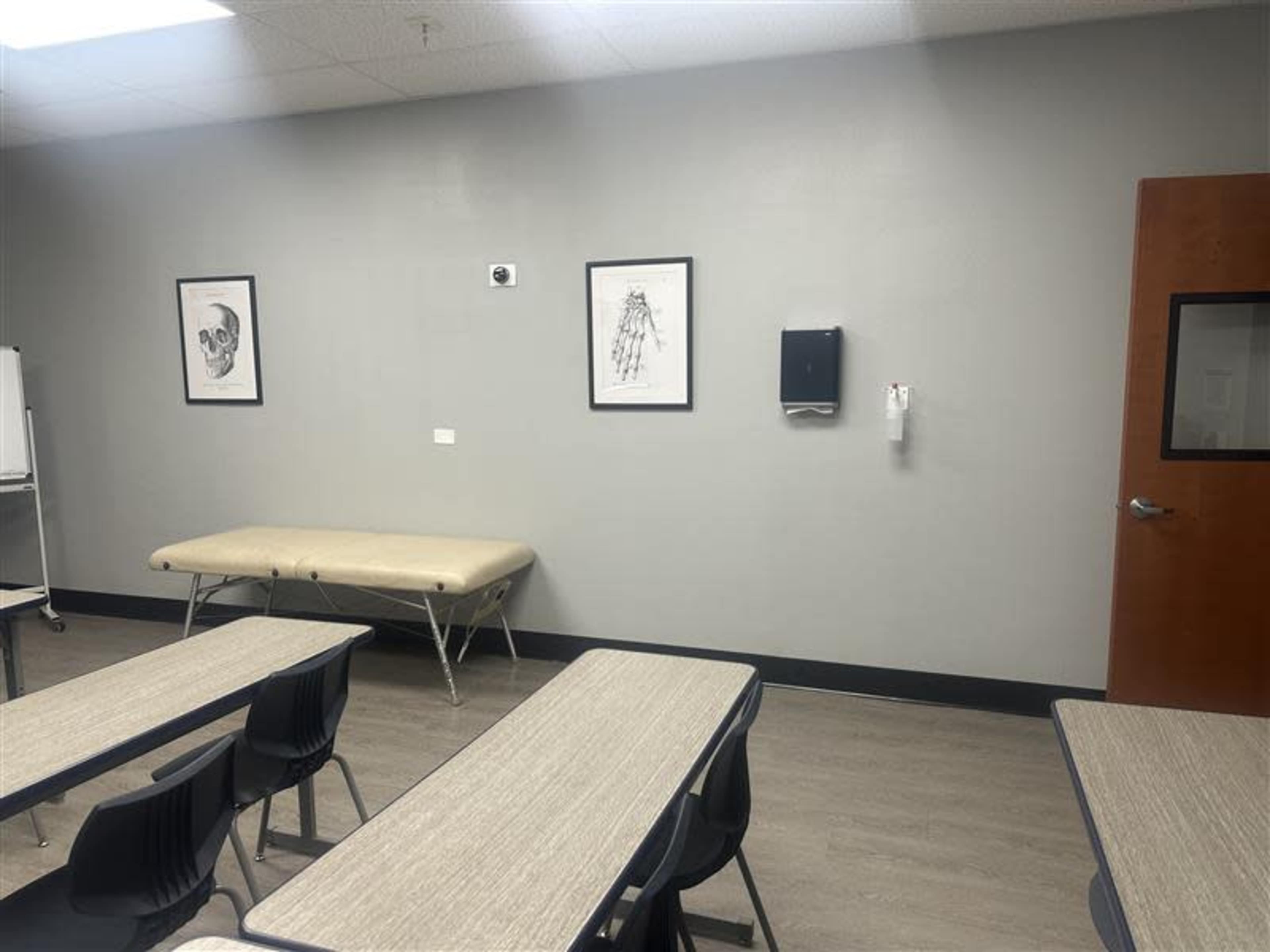 Meeting Room Image in Twin Lakes, Las Vegas, NV