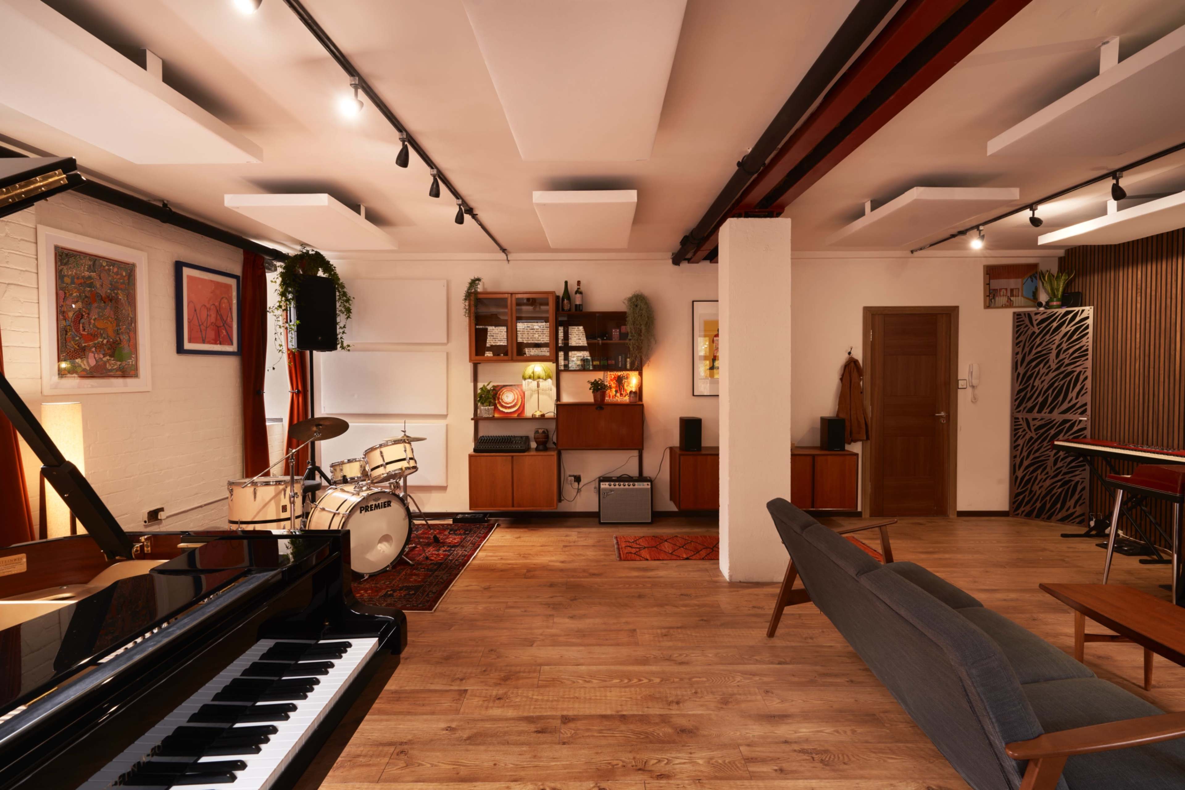 Beautiful East London Music Studio Image in Hackney, London, ENG