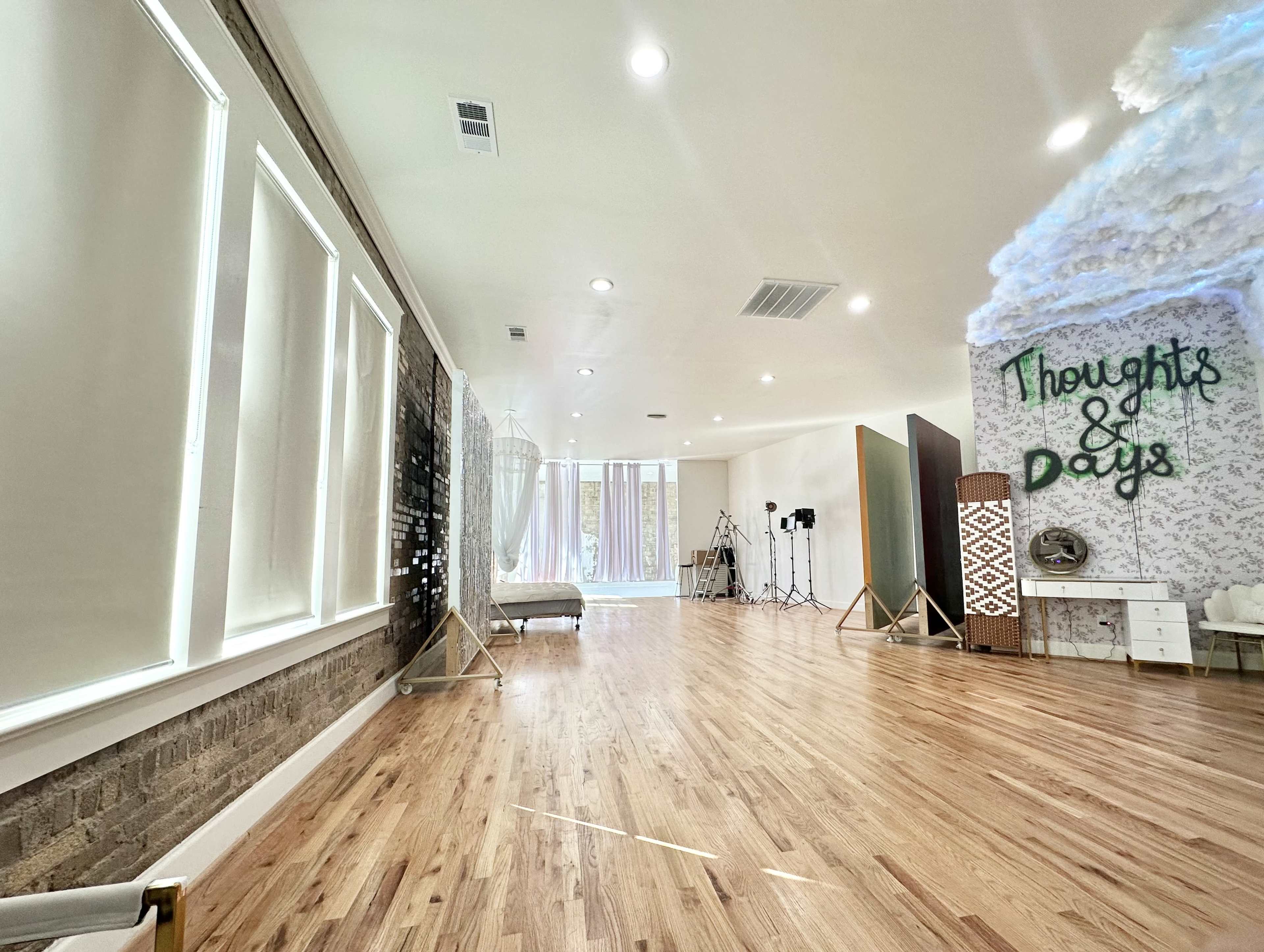 Photo Studio in a Dallas Historical Landmark Image in Cedar Crest, Dallas, TX