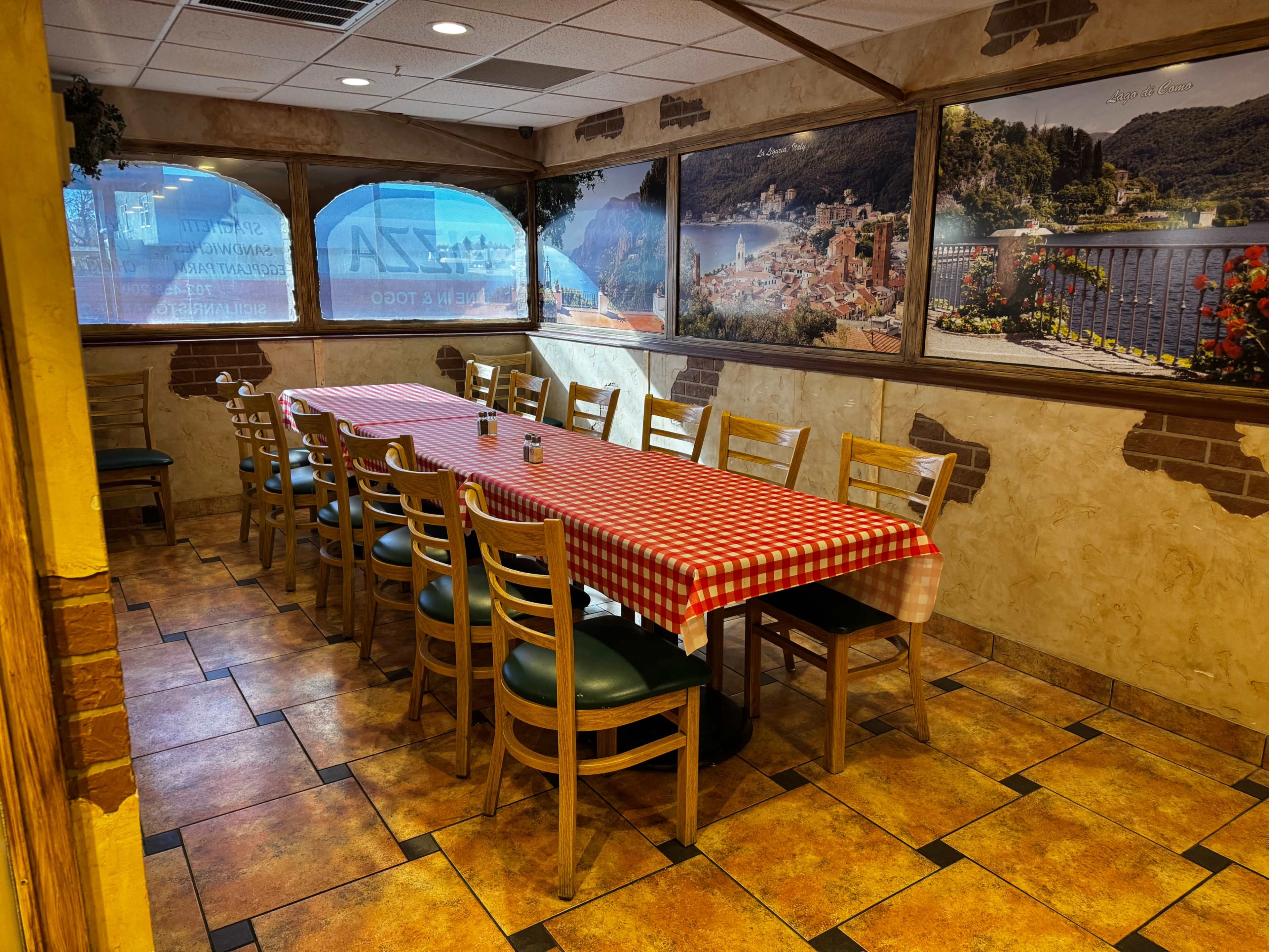 East Side Pizzeria with Space to Host Events up to 30 People Image in Paradise, Las Vegas, NV