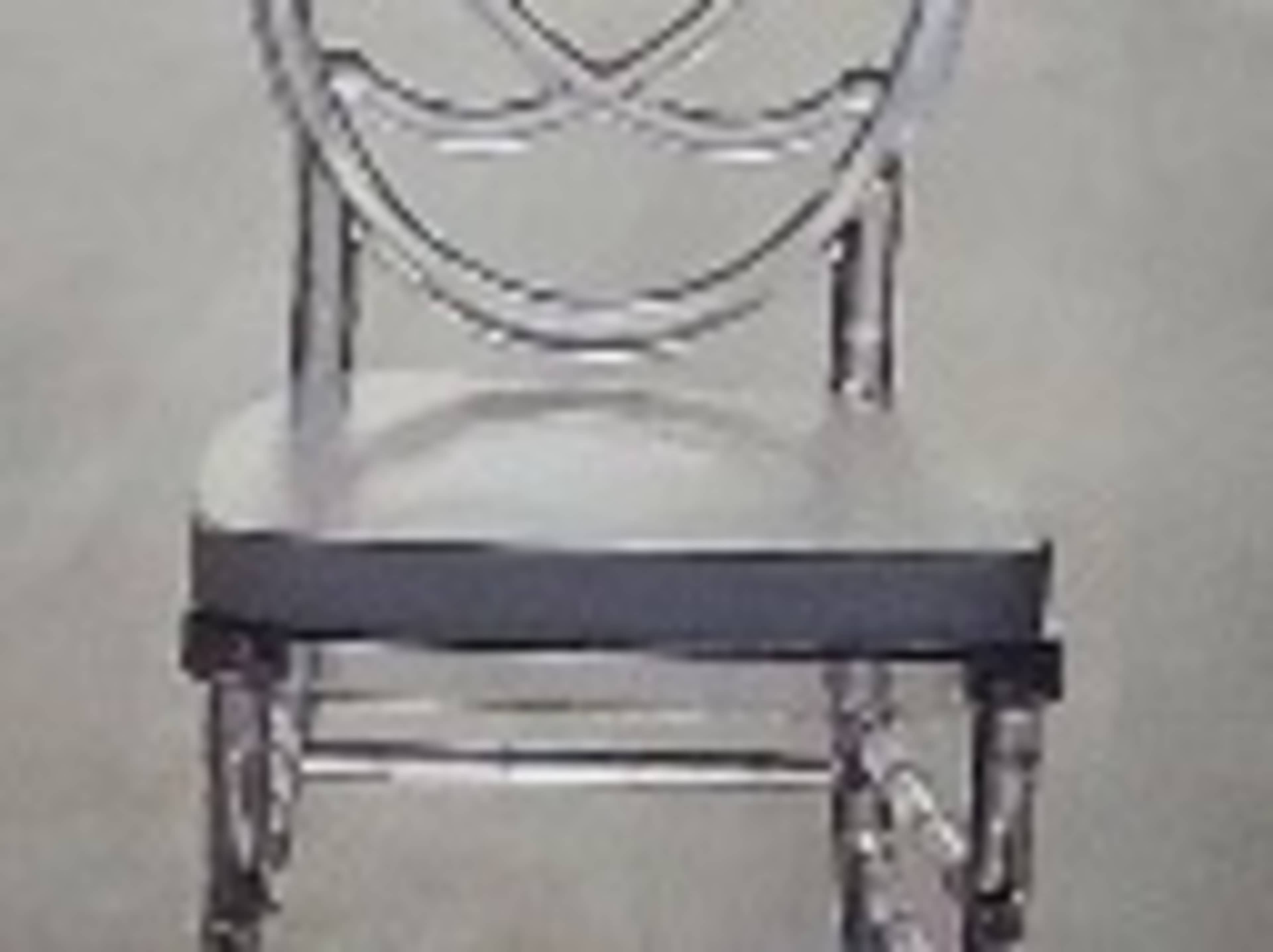 Clear Chiavari Ghost chair