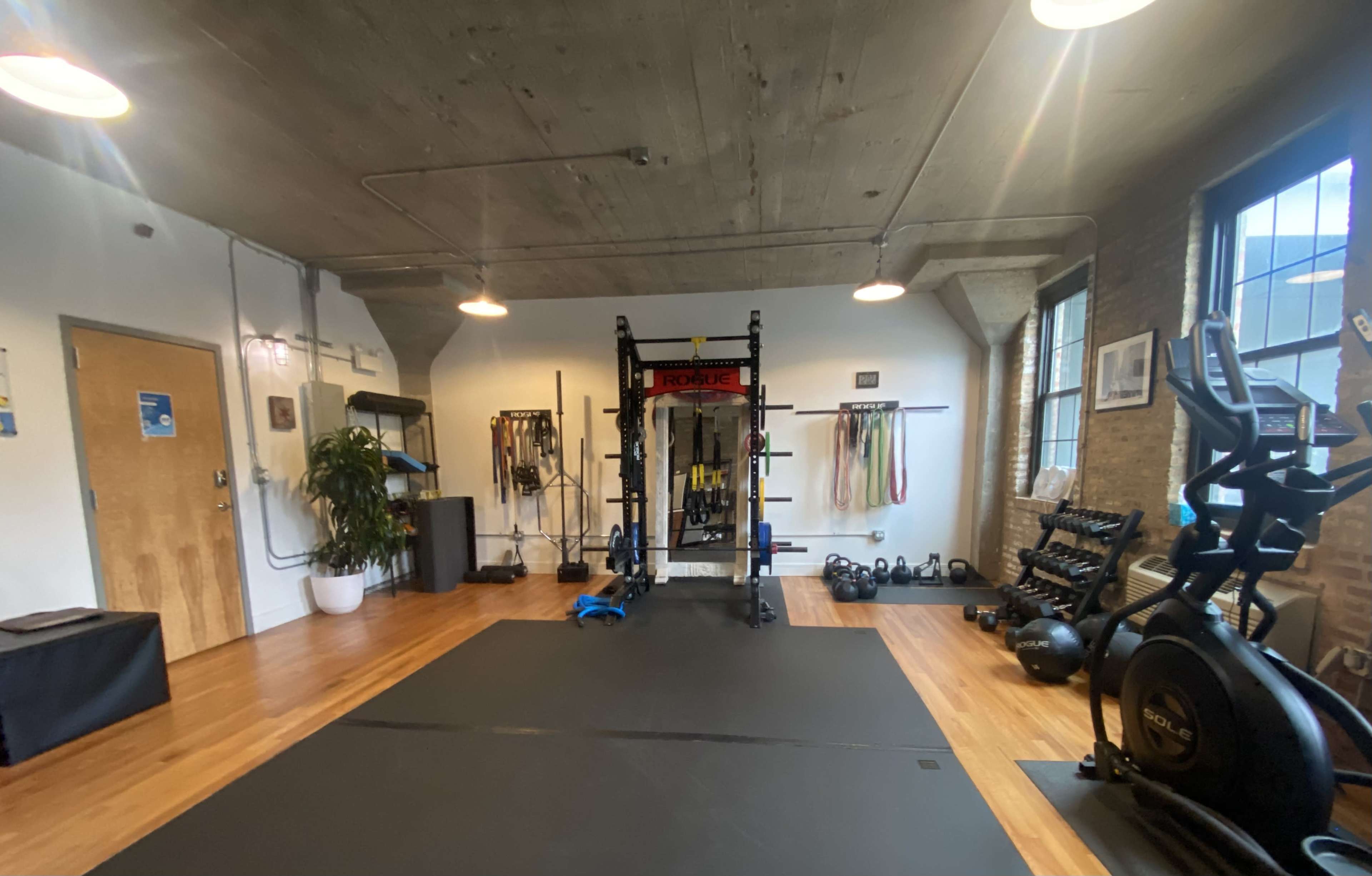 Private Studio Gym in Edgewater Image in Edgewater, Chicago, IL