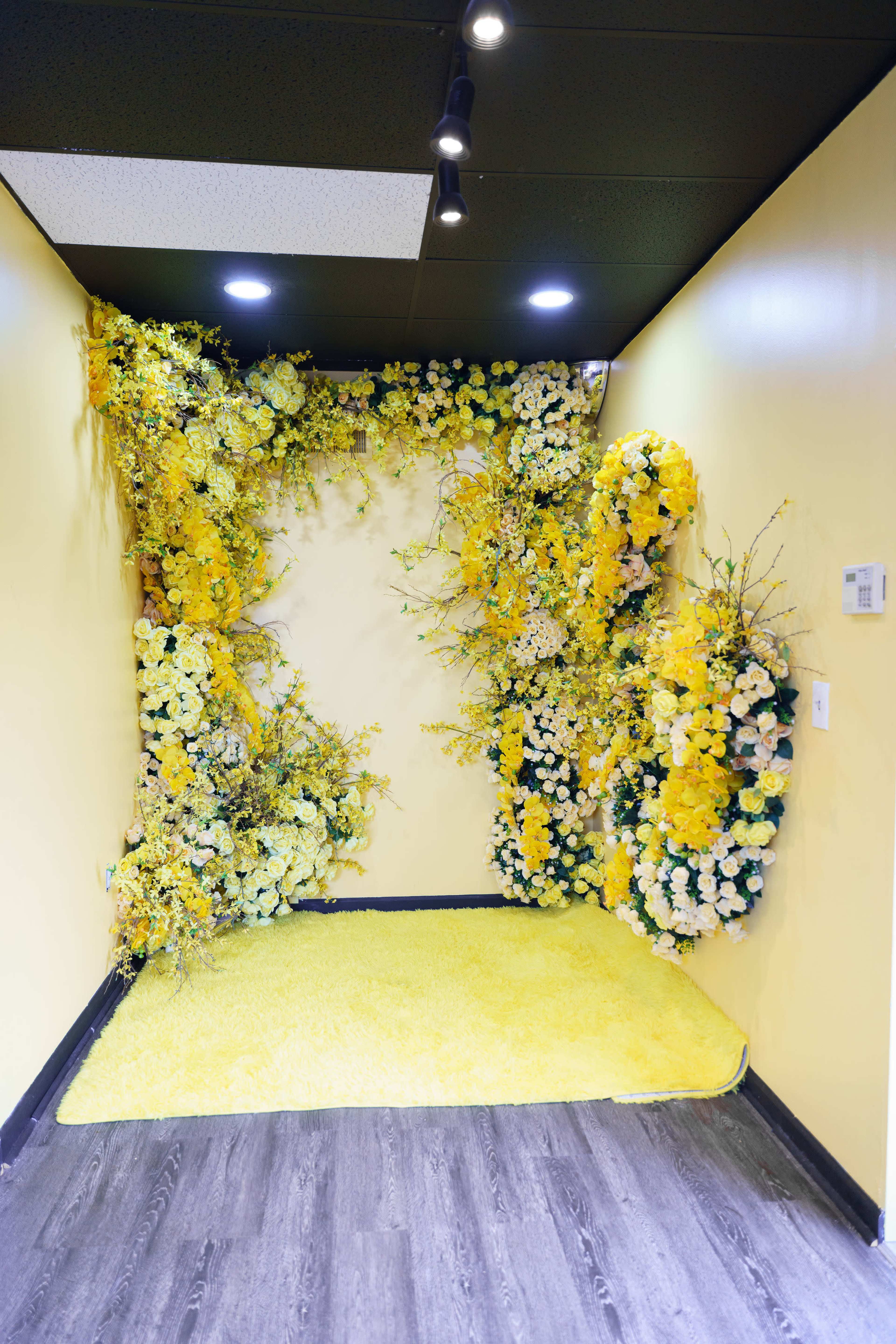 Bink & Bloom Room Image in Buckhead, Atlanta, GA