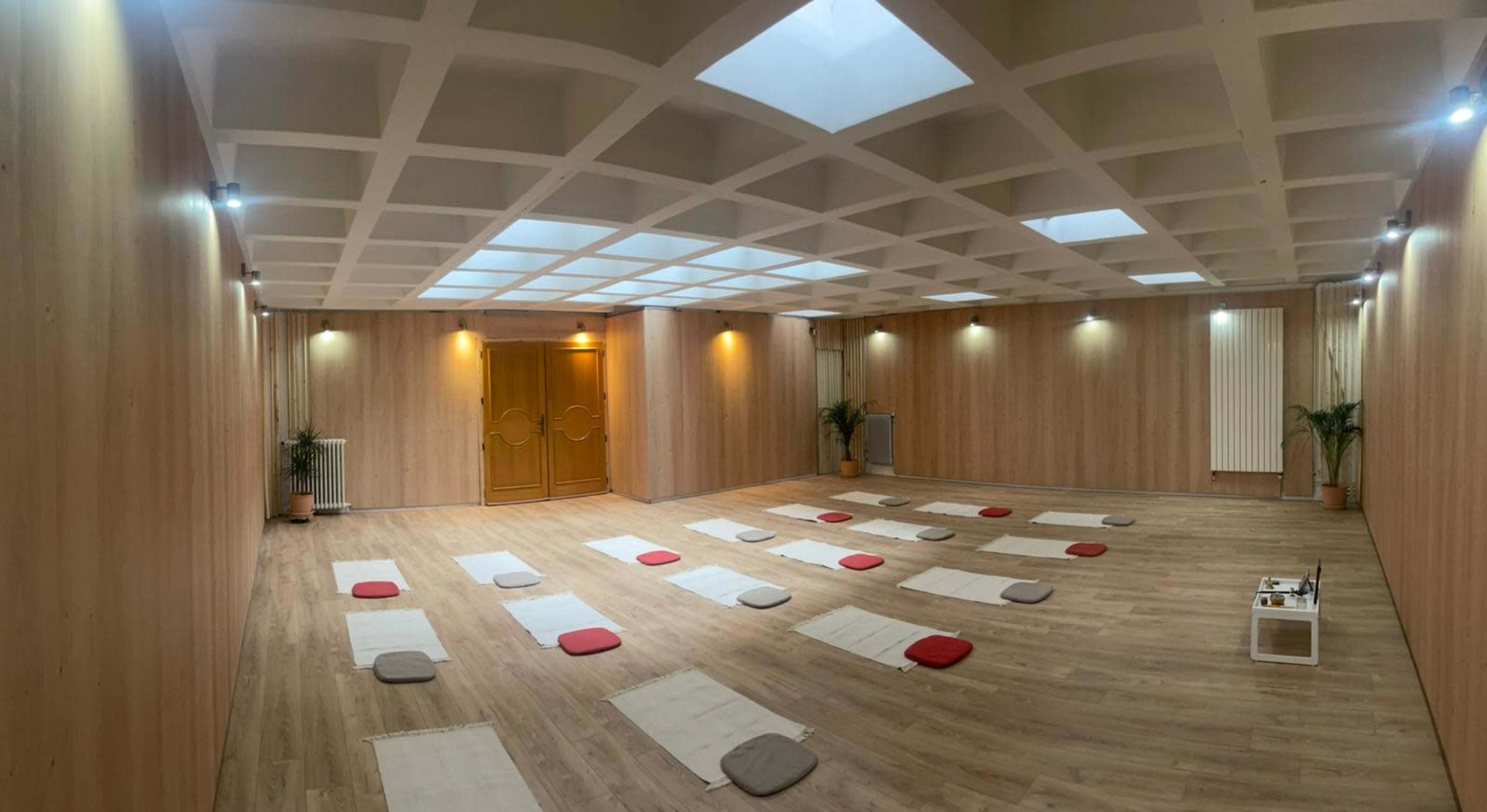 Studio lumineux et apaisant au cœur de la ville - idéal pour ateliers & bien-être Image in Jardin des Plantes, Paris