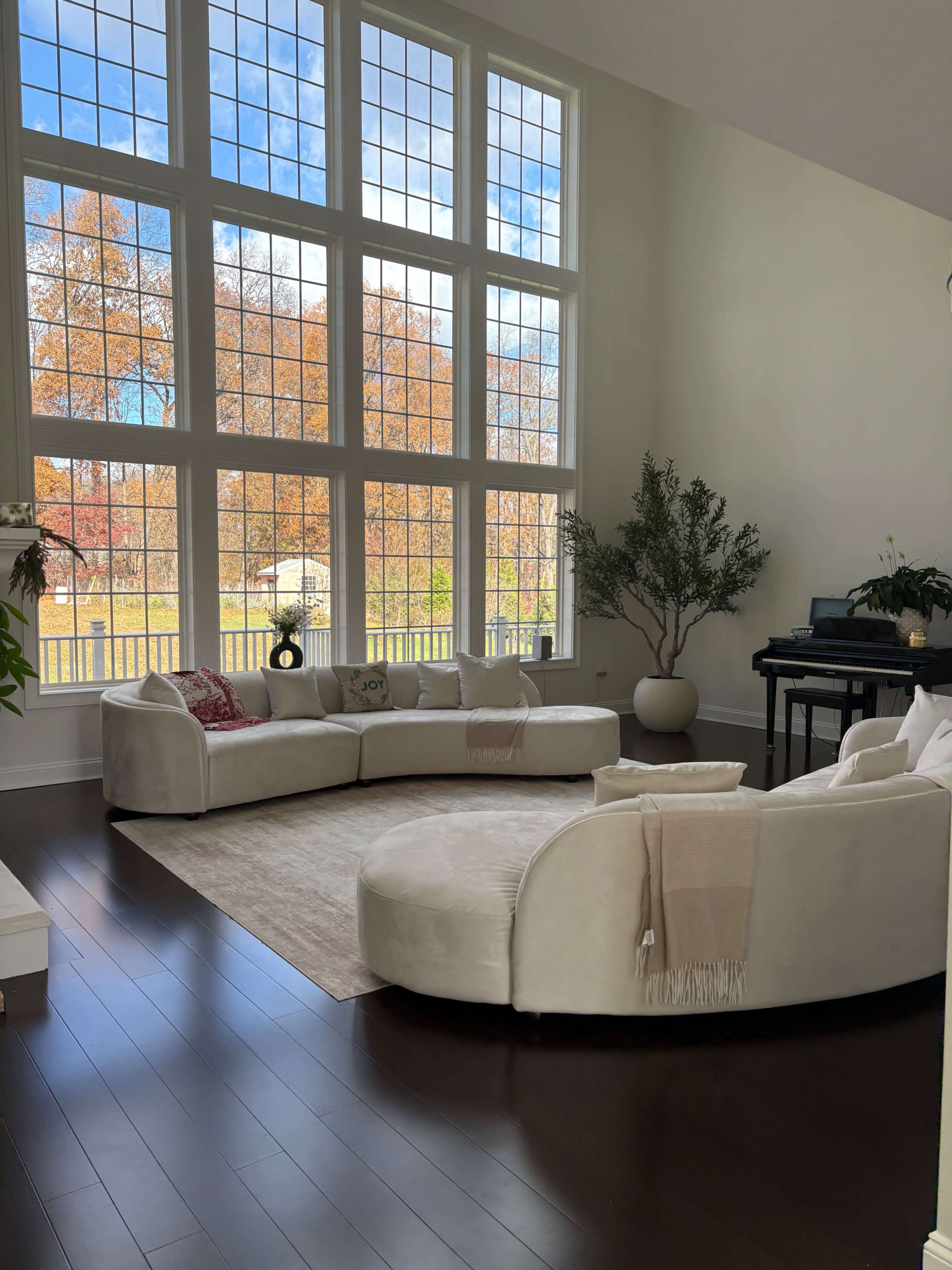 Middlebury Countryside  With Elegant Light-Filled Home and Breathtaking Scenic Outlook Image in Middlebury, Middlebury, CT