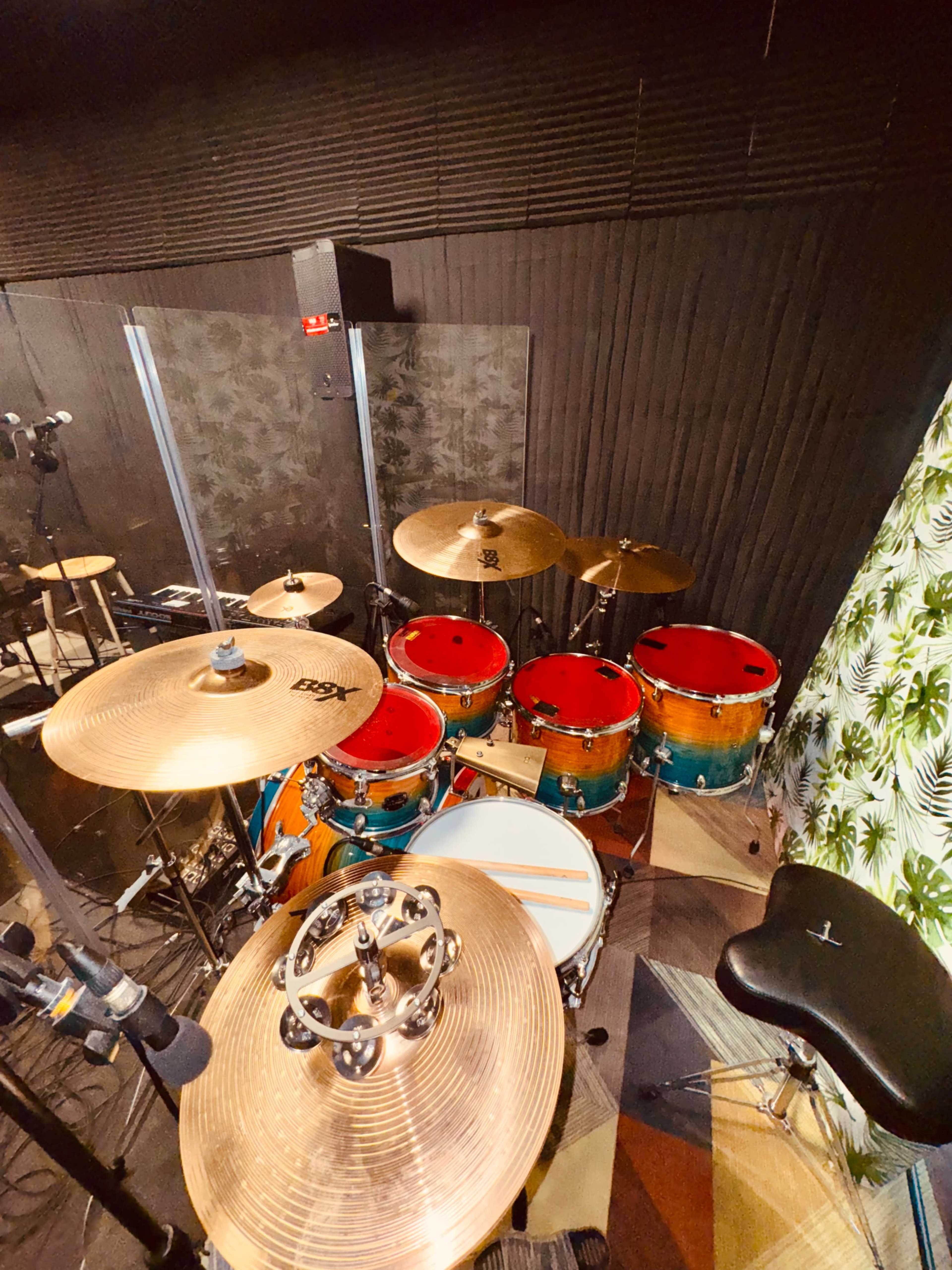 Spacious Music Studio Near O’Hare Airport – Perfect for Live Recording and band Rehearsals" Image in Leyden Township, SCHILLER PARK, IL