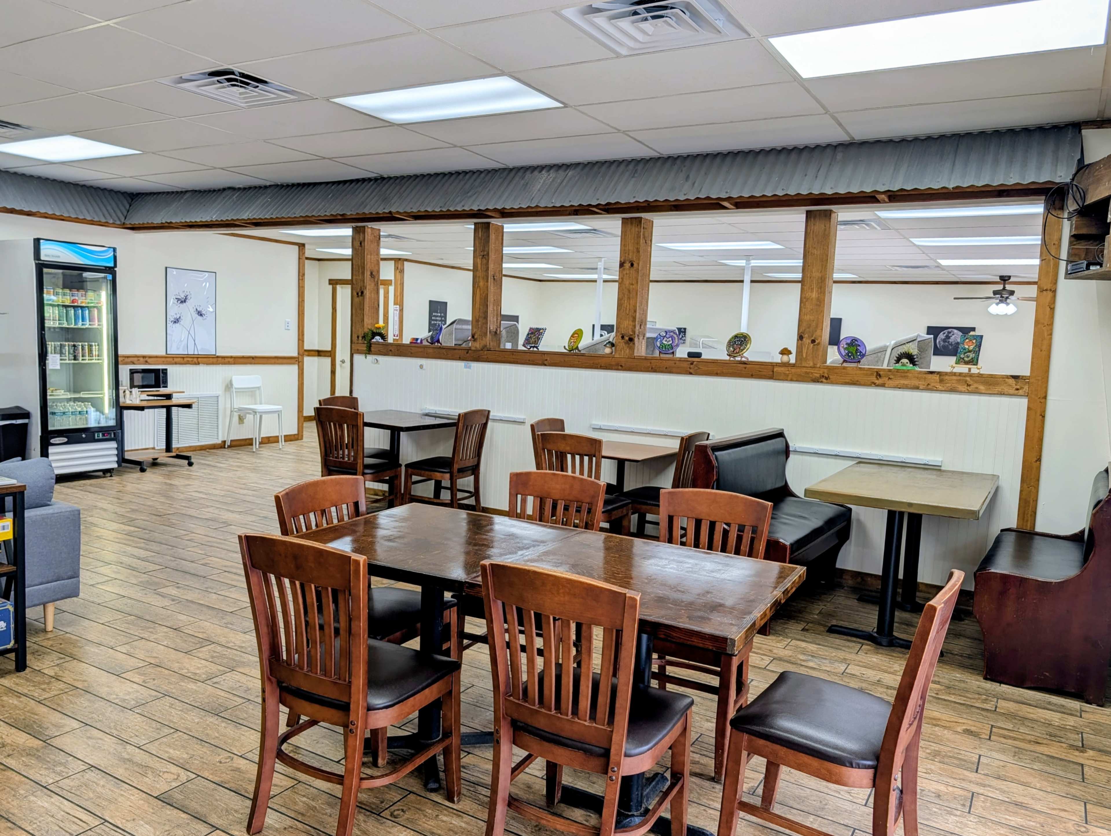Creative Meeting Space with Coworking & Social Lounge Image in West Melbourne, Melbourne, FL