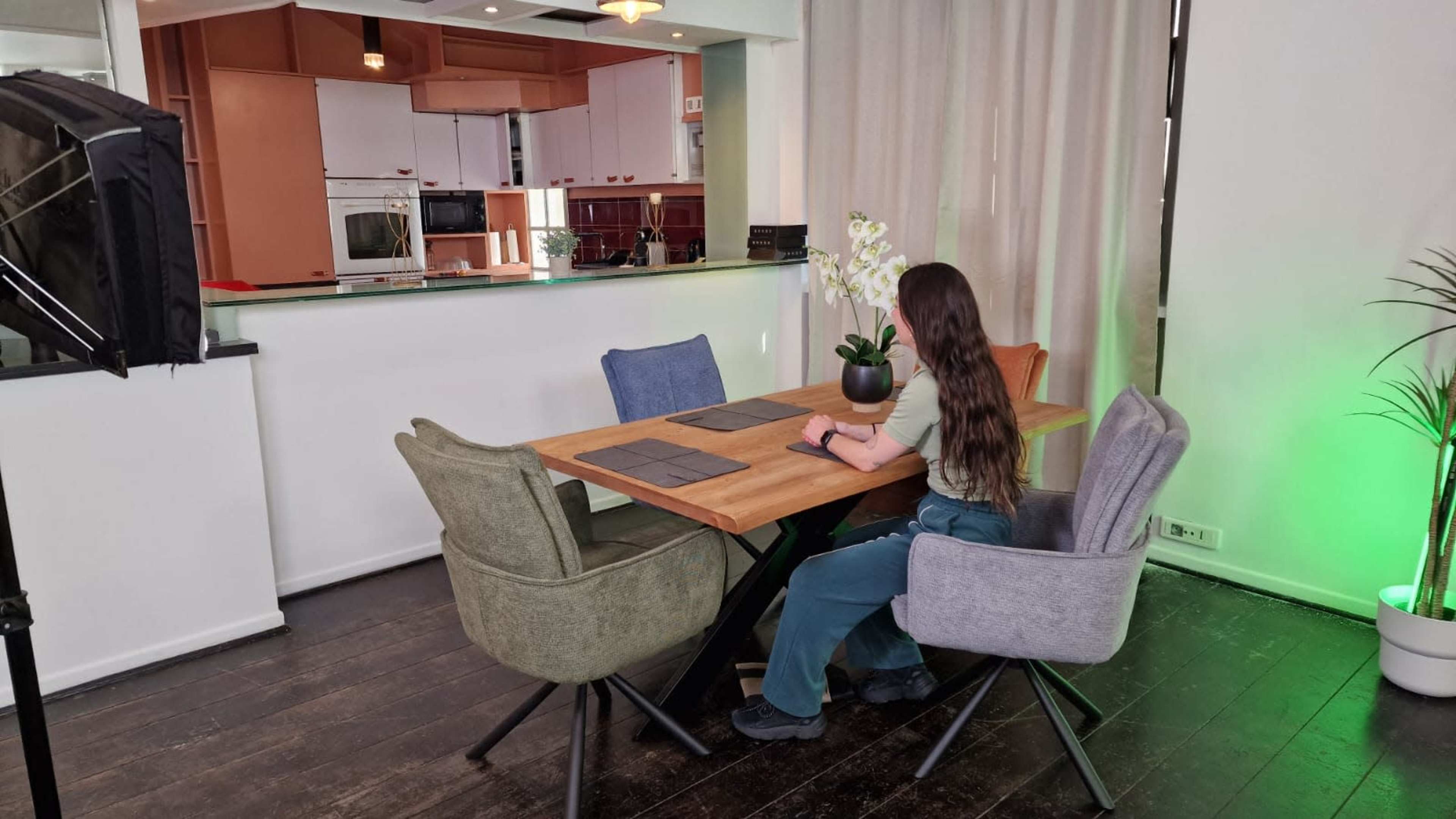 Loft for podcast video, lifestyle video, face camera video Image in Clignancourt, Paris