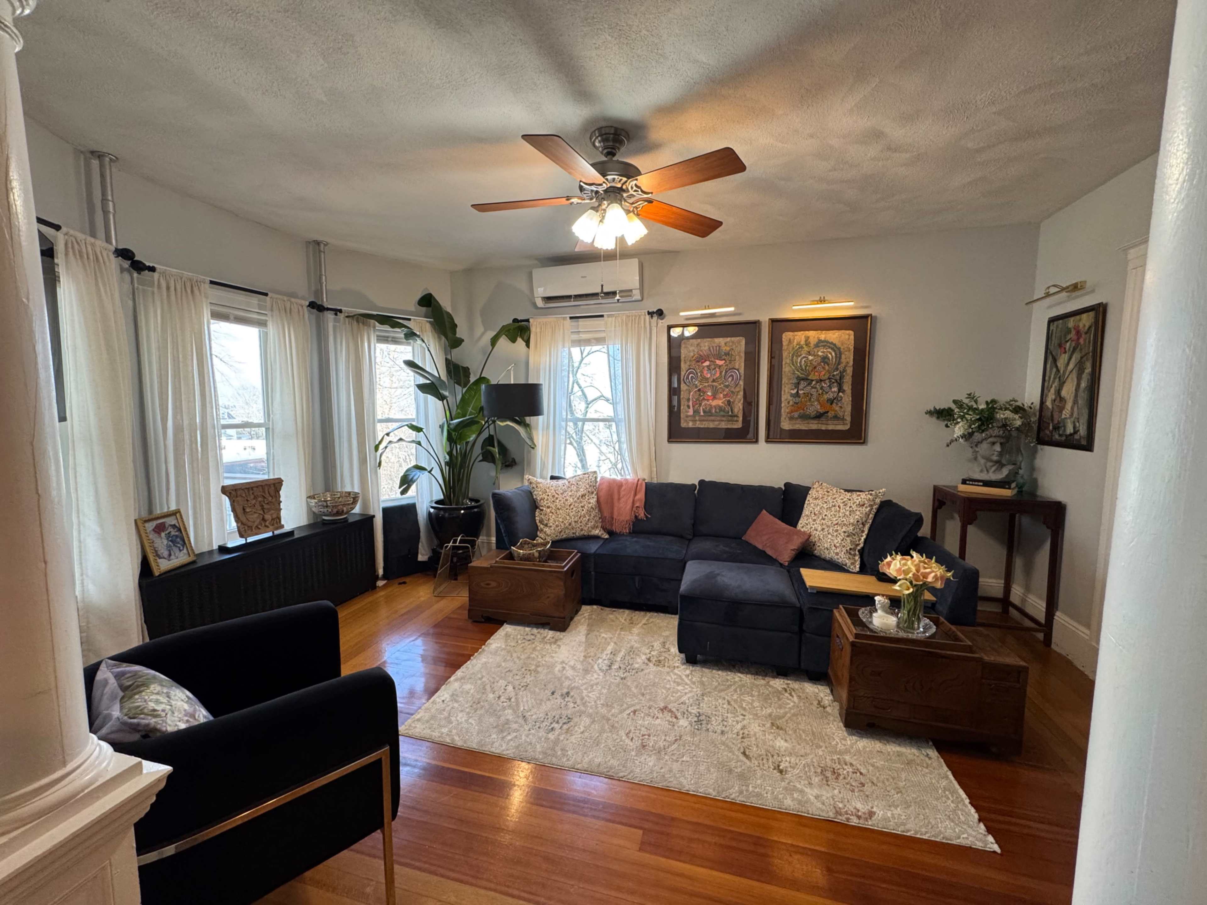 Bright, classic and cozy condo in Dorchester Image in Neponset / Port Norfolk, Boston, MA