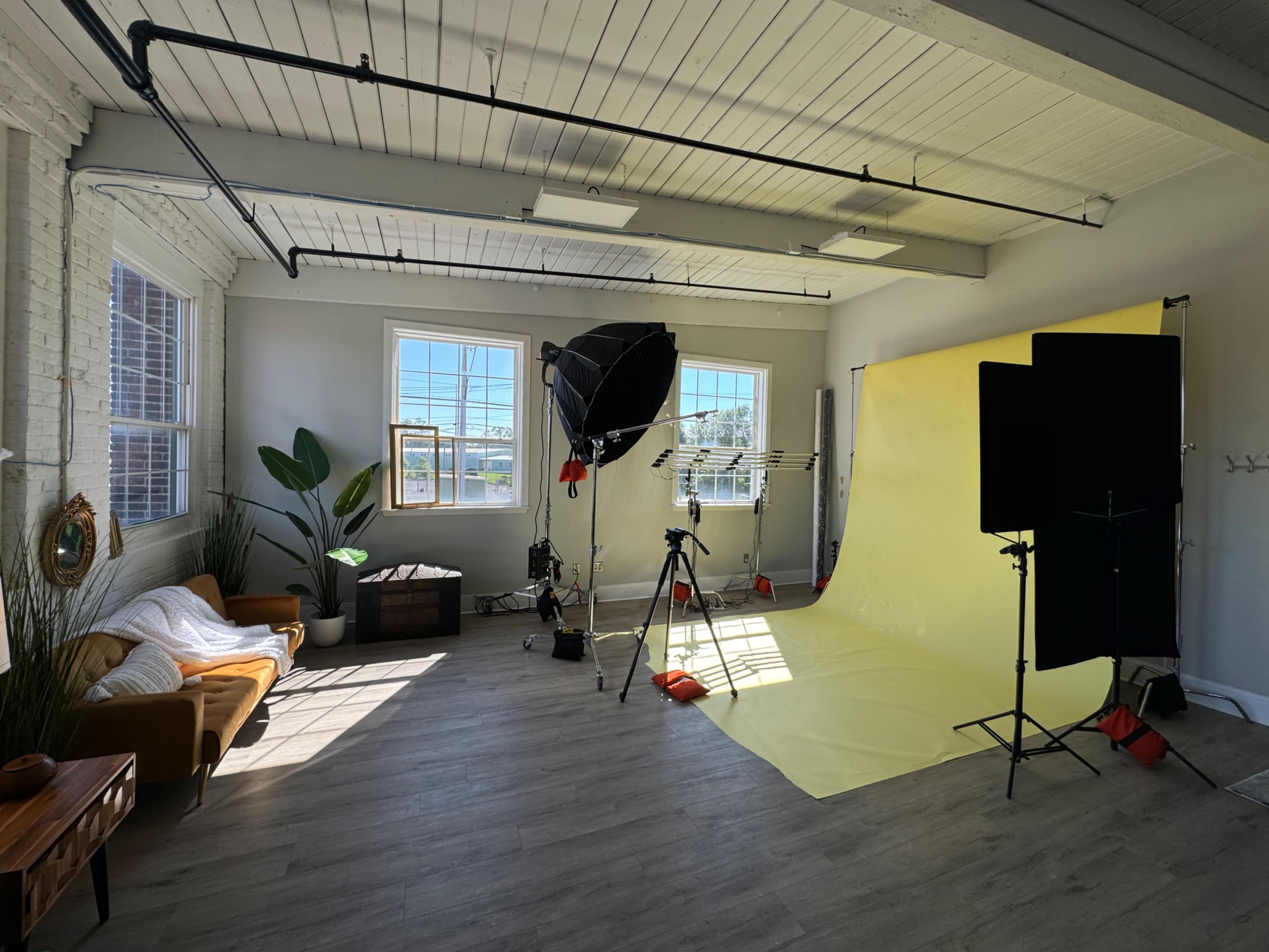 Industrial & Modern Photo/Video Studio Image in Carlisle, Carlisle, PA