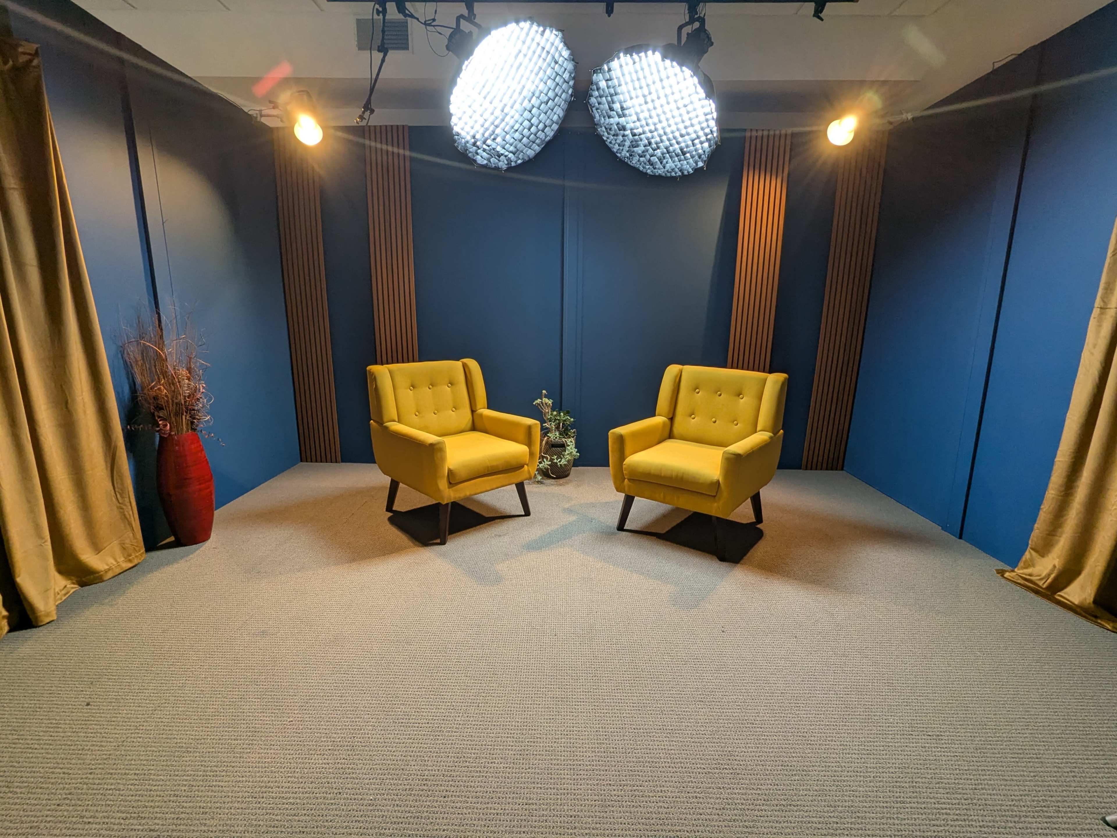 Professional Podcast & Content Studio — Fully Equipped, Flexible Booking! Image in Downtown Oakland, Oakland, CA