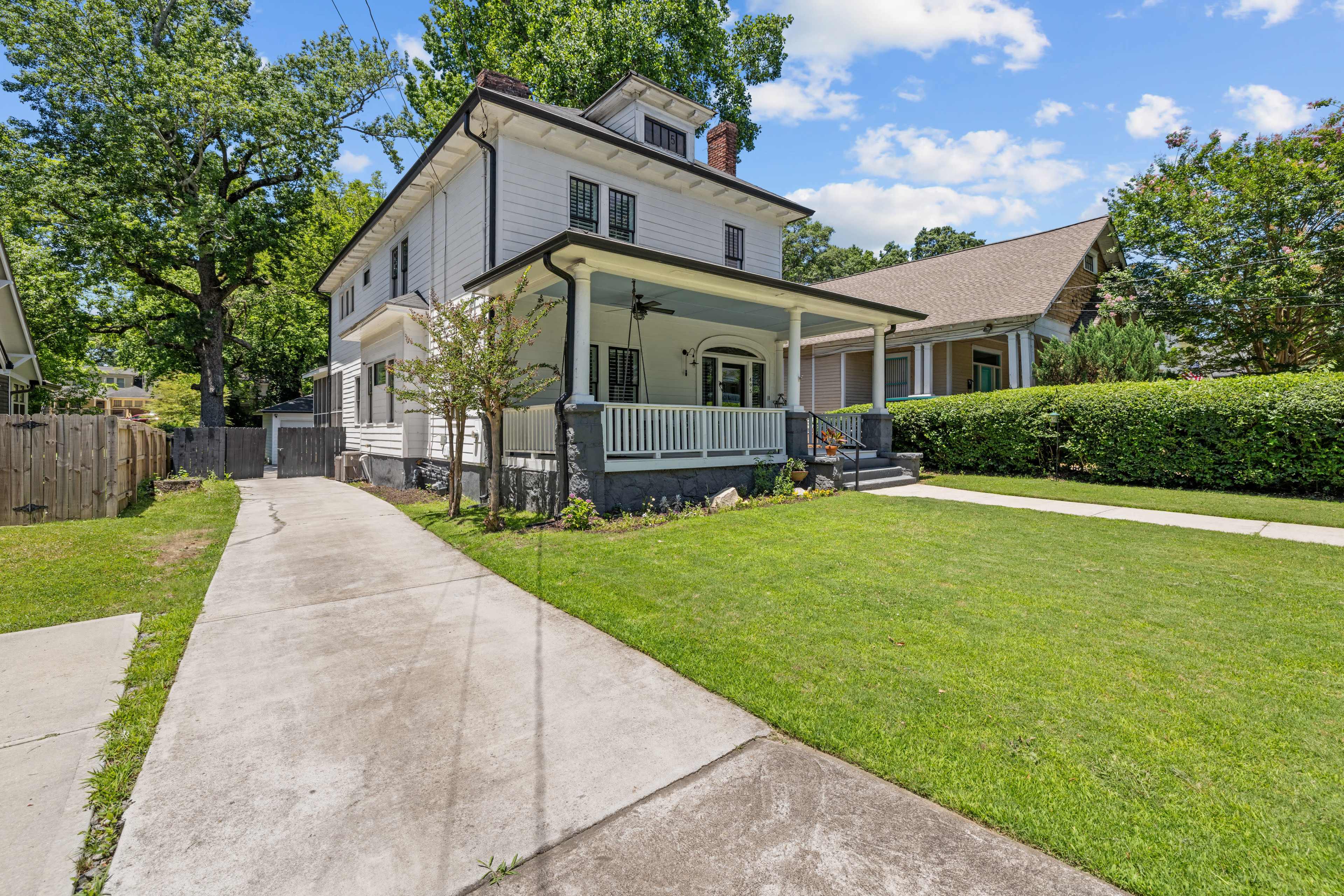 Buttersworth Mansion in Georgia Image in Westview, ATLANTA, GA