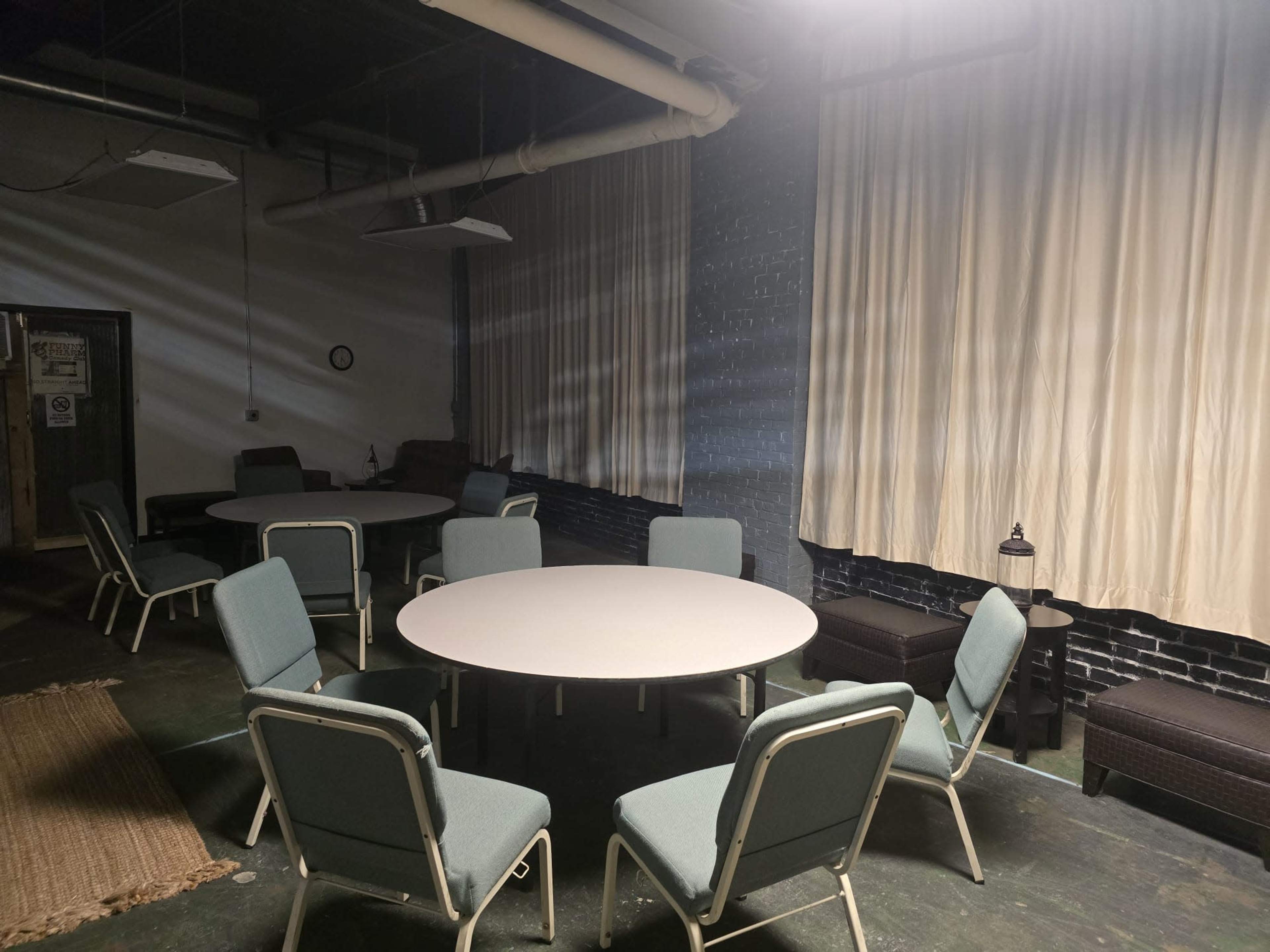 Green Room Image in Elkhart Township, Goshen, IN